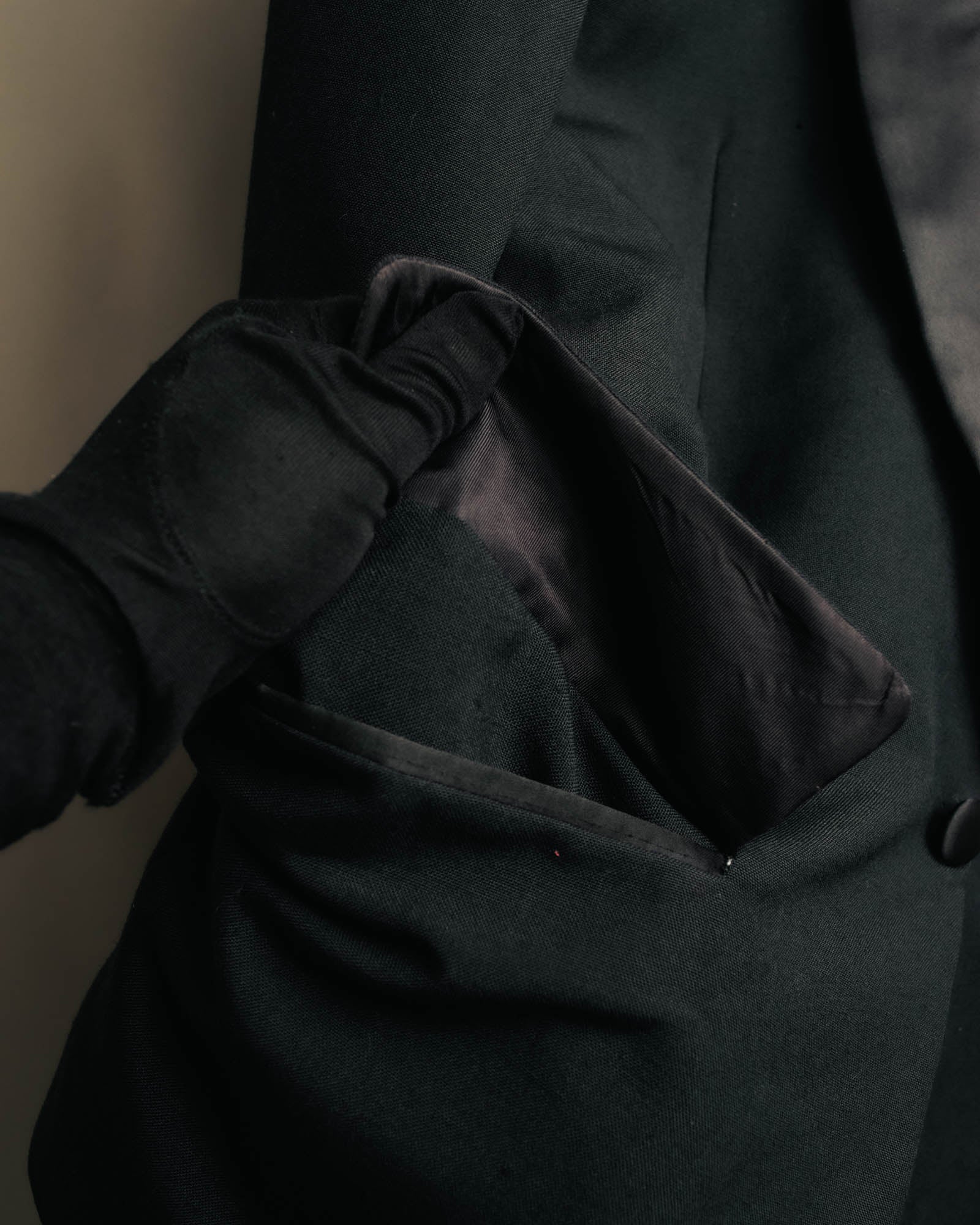 "Dior" 80's-90's Tailored shawl collar tuxedo jacket