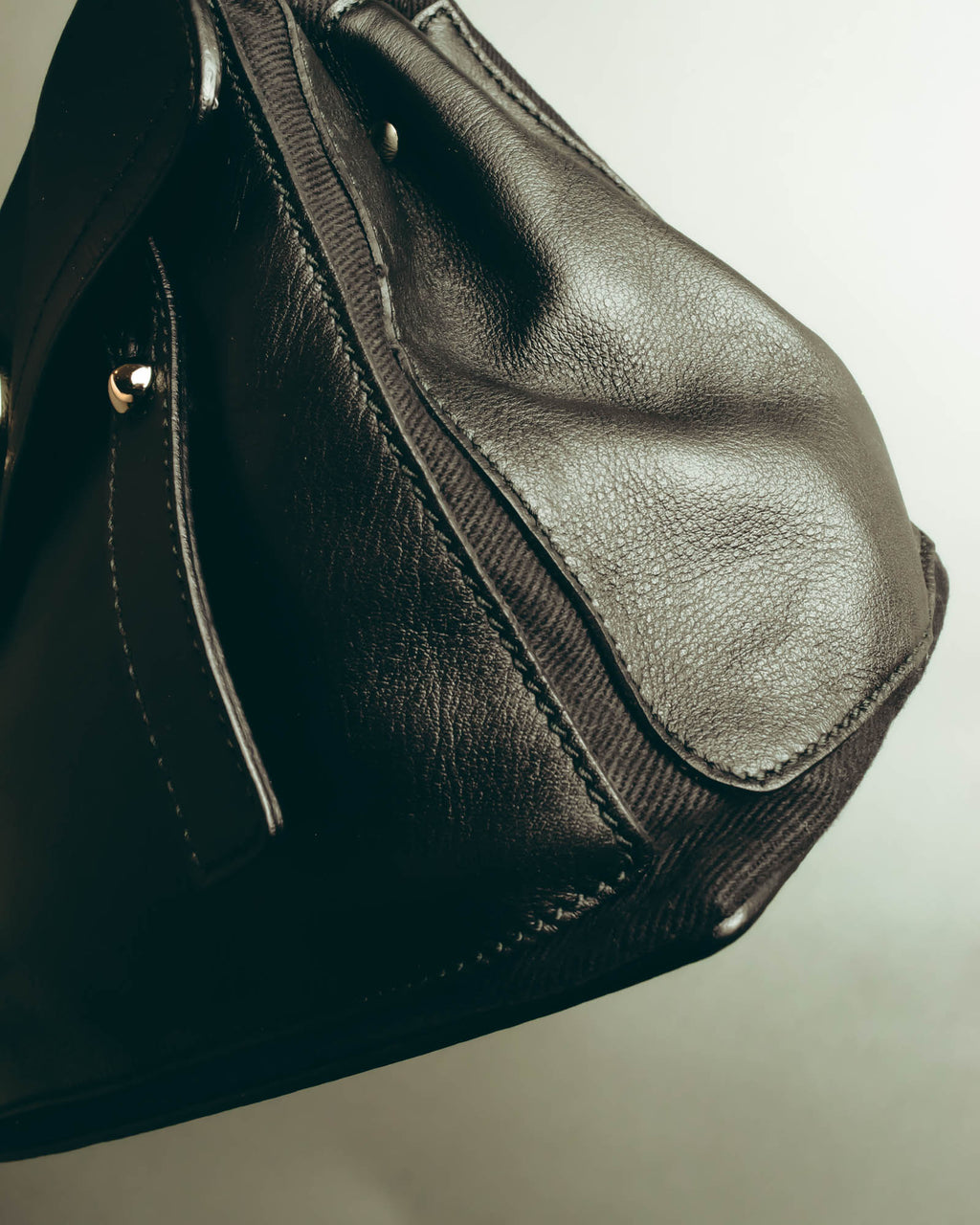 "Yves Saint Laurent" 00's-10's Structured pebbled leather top handle bag