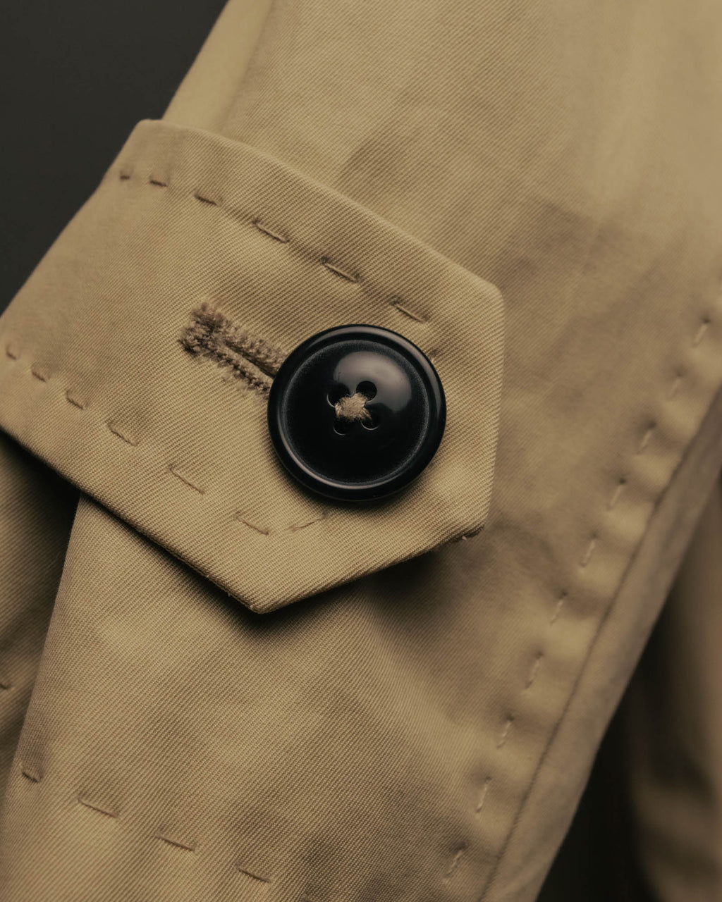 “DOLCE&GABBANA” 2000’s Crown patch belted trench coat