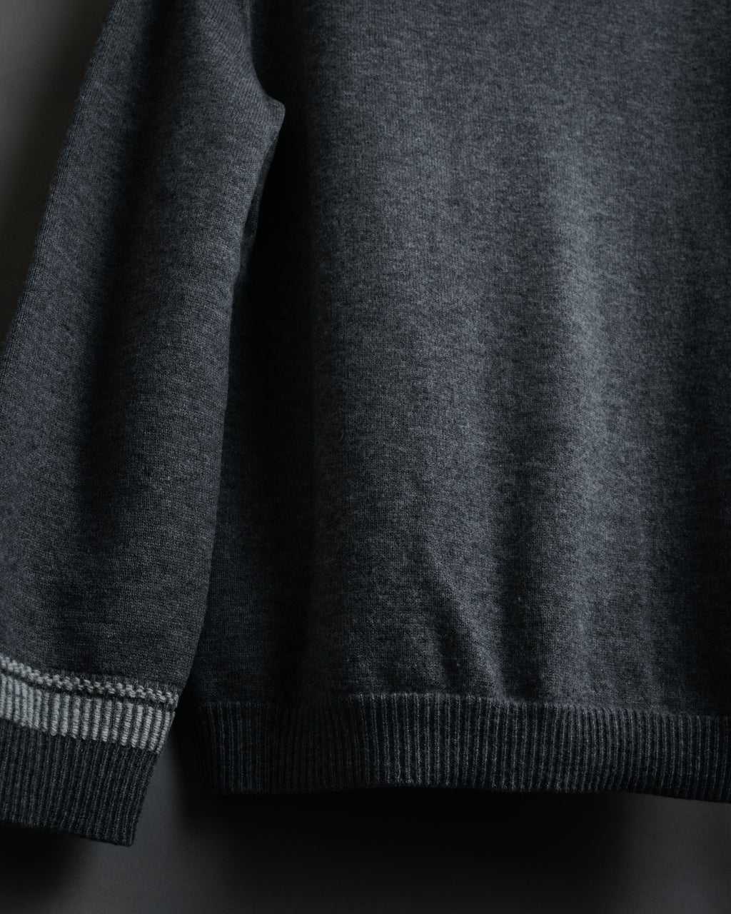 “HERMÈS” 2000’s-early 2010’s signature H v-neck knit