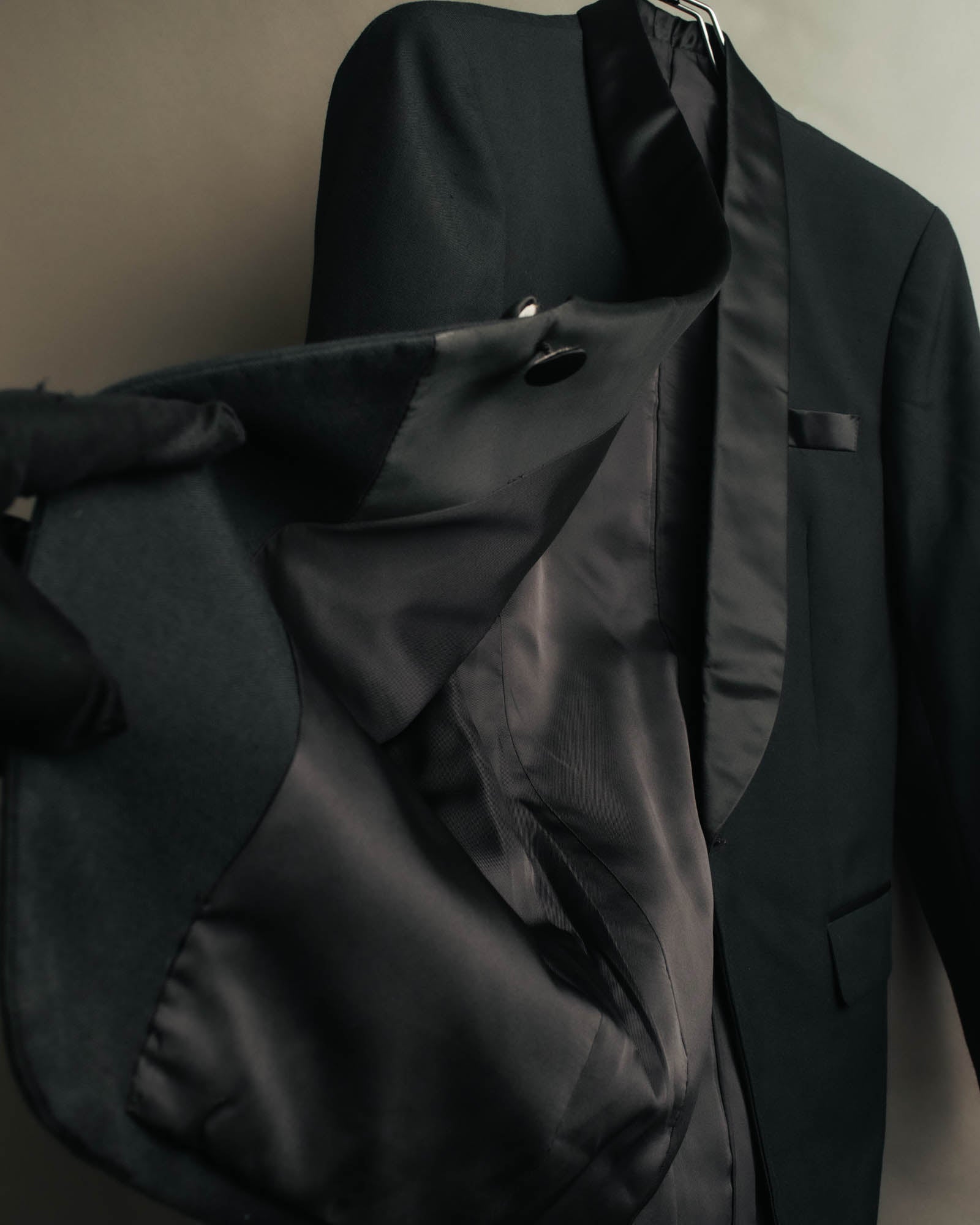 "Dior" 80's-90's Tailored shawl collar tuxedo jacket