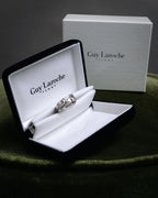 “Guy Laroche” 90’s-00’s Architectural diamond ring
