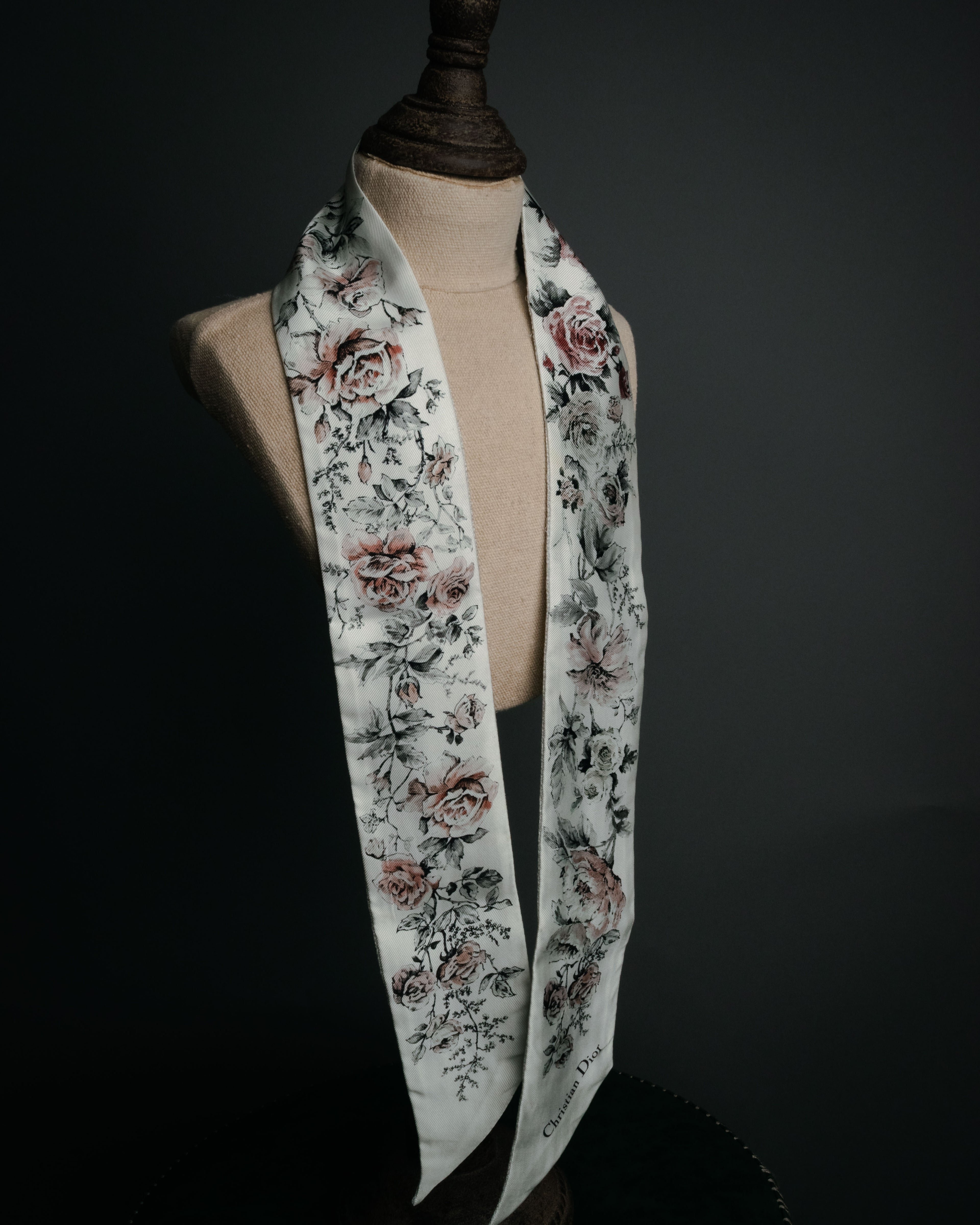 “Christian Dior“ 2018’s-2023’s Rose print silk mitzah scarf