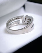 “Guy Laroche” 90’s-00’s Architectural diamond ring