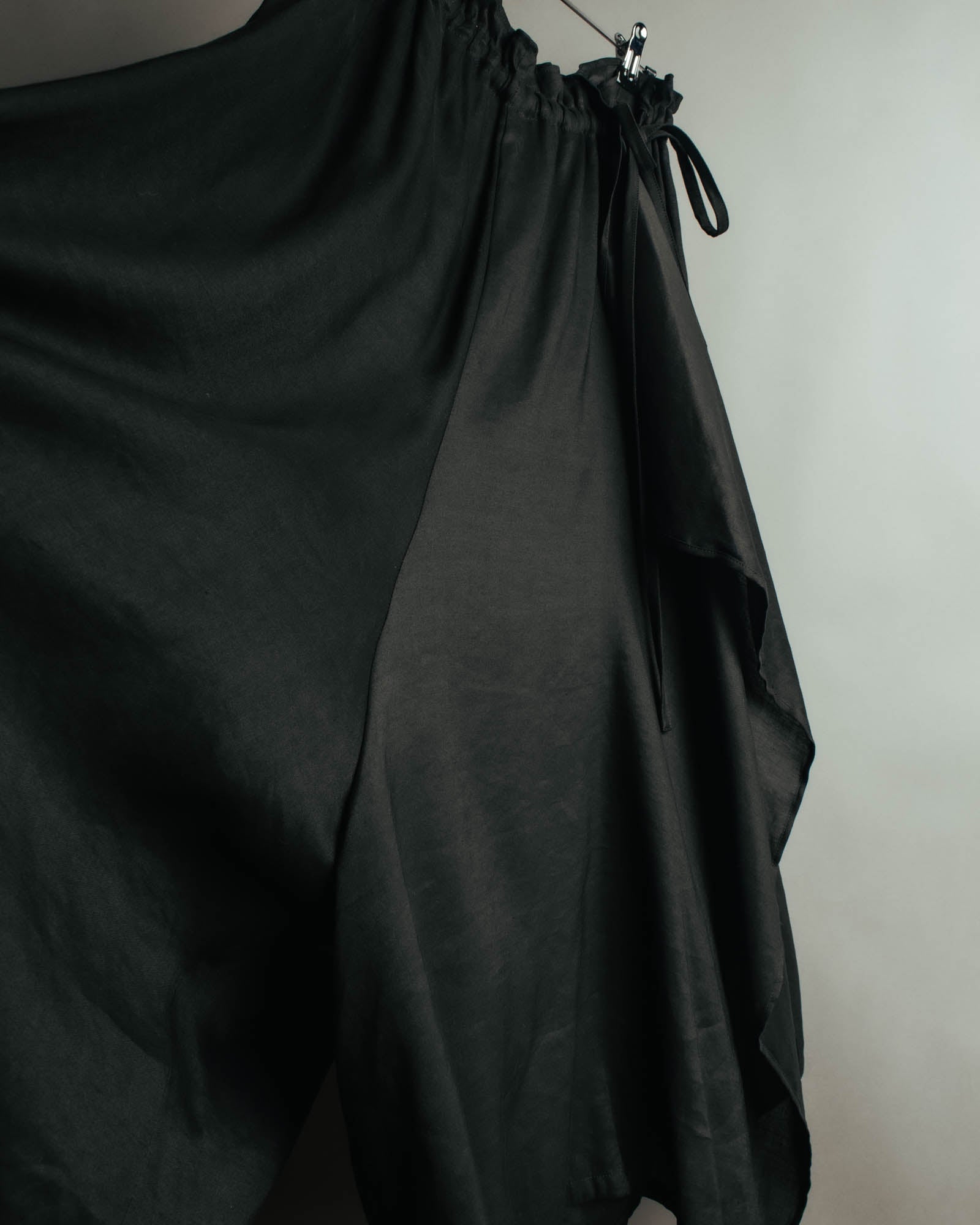 "Y's" 2010's-20's Asymmetric drawstring skirt-like pants