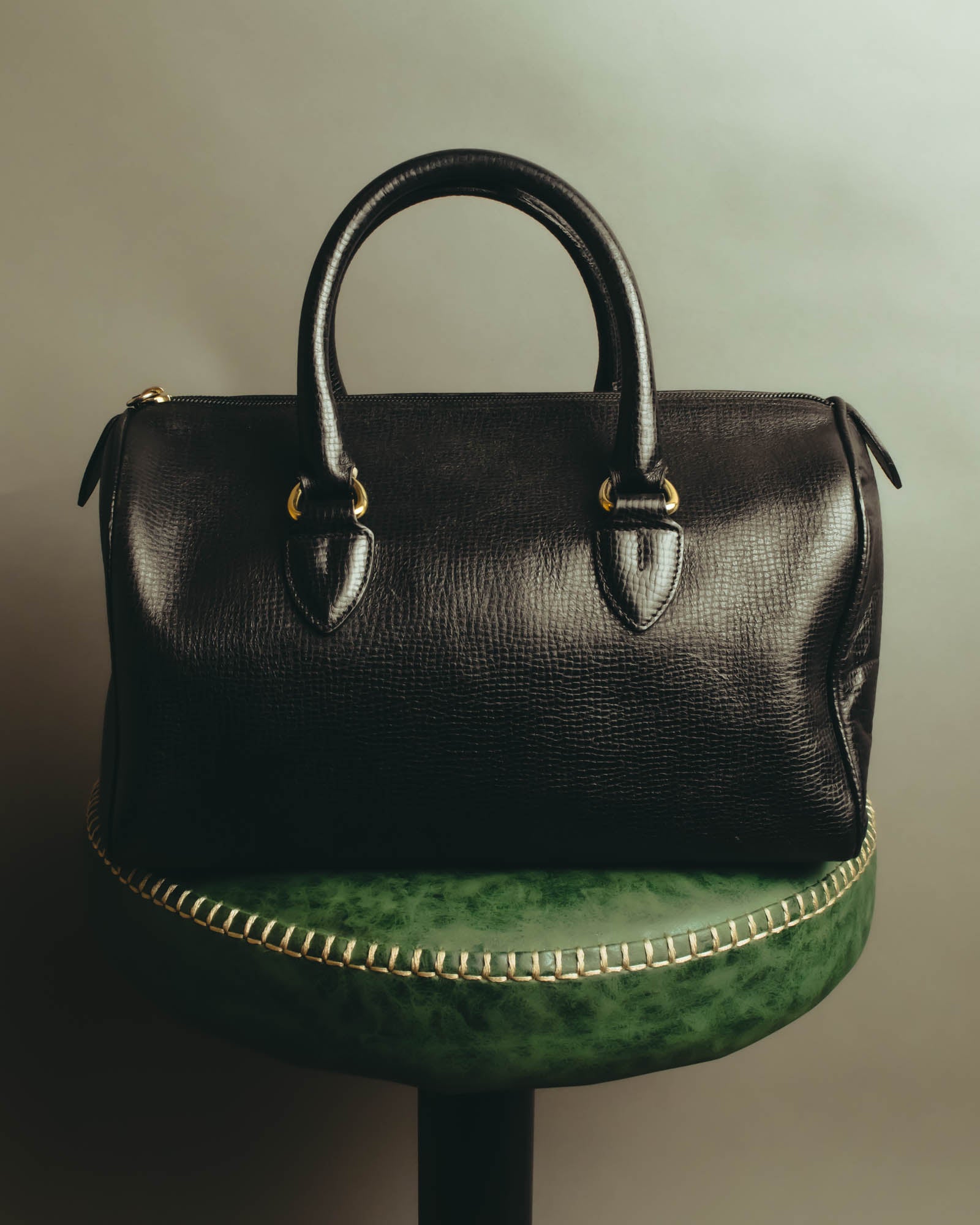 "Burberrys" 80's-90's Grained leather boston bag