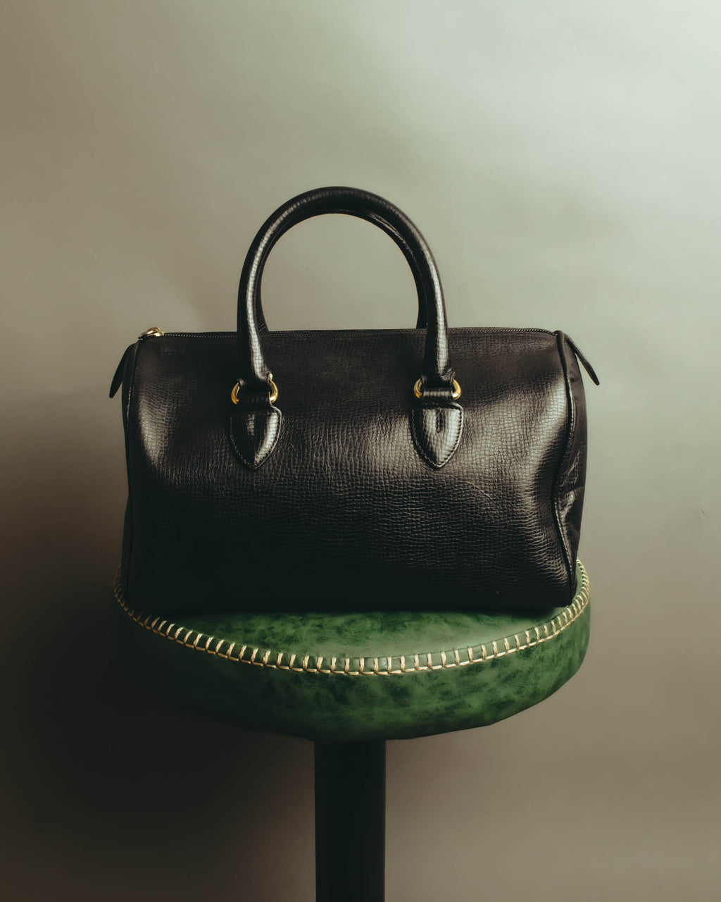 "Burberrys" 80's-90's Grained leather boston bag