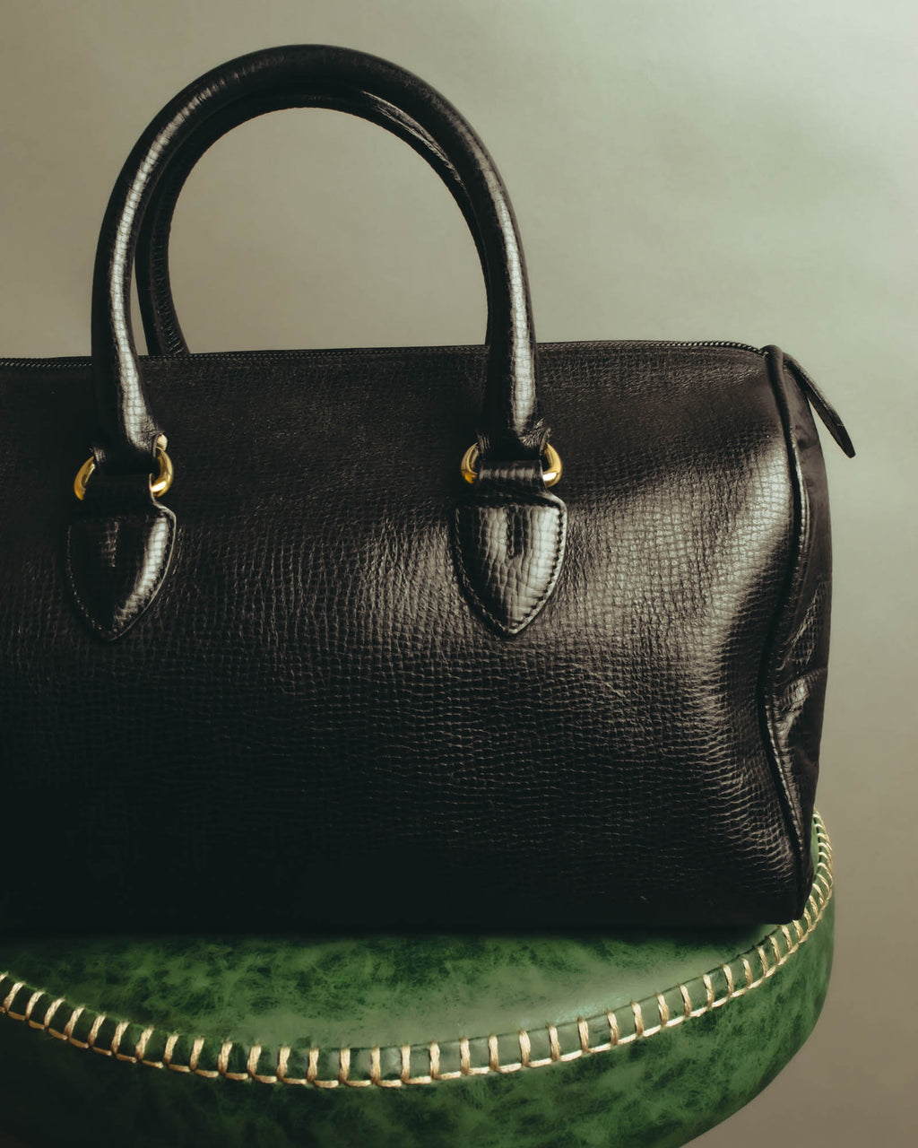 "Burberrys" 80's-90's Grained leather boston bag