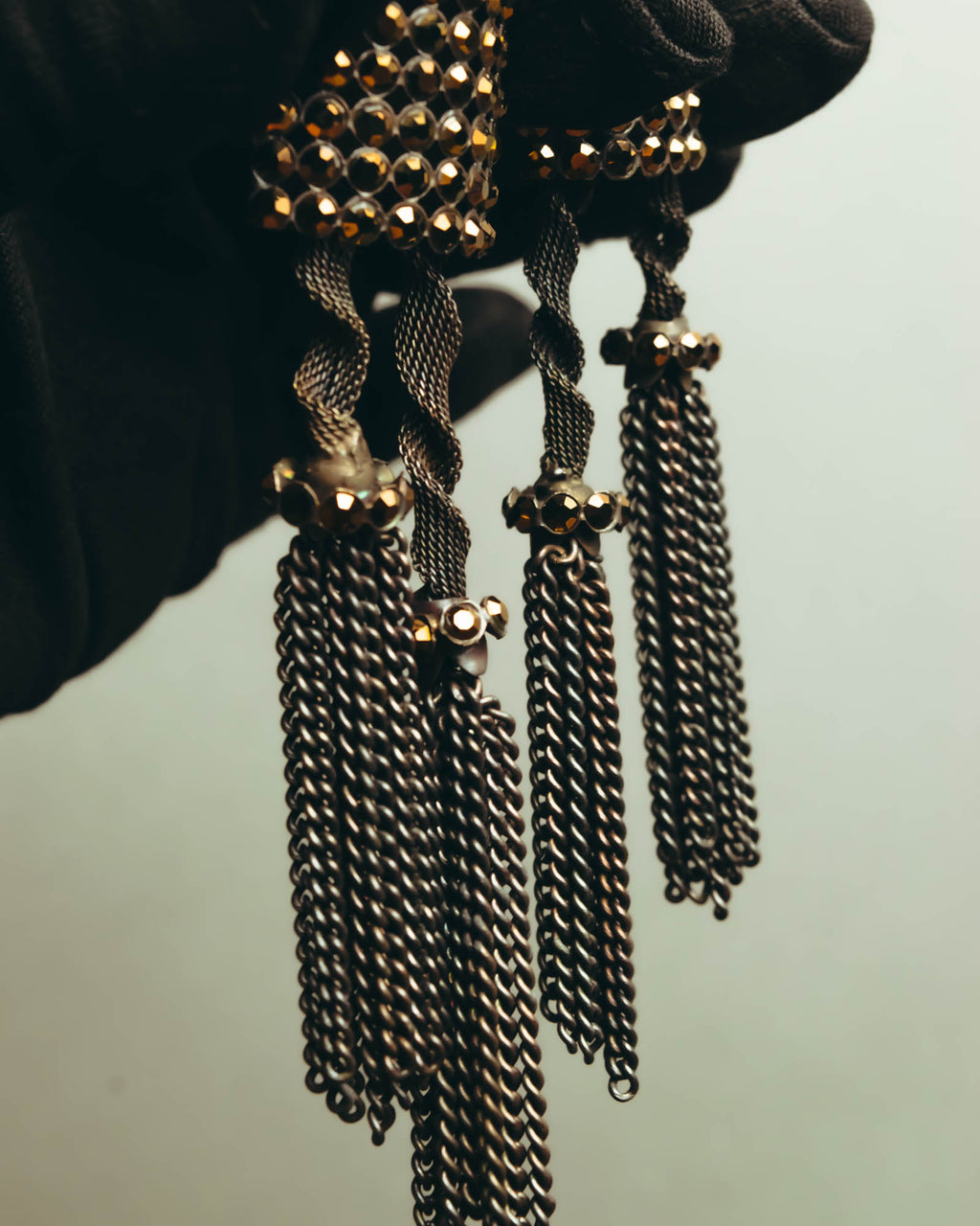 "ARMANI" Dark chain tassel earrings