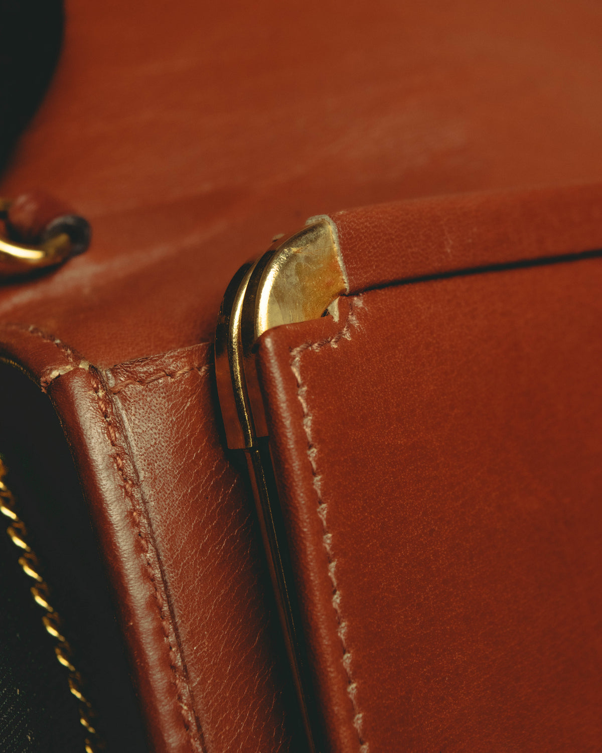 –SPECIAL– "CÉLINE" 70's-80's Vintage monogram suede chain shoulder bag