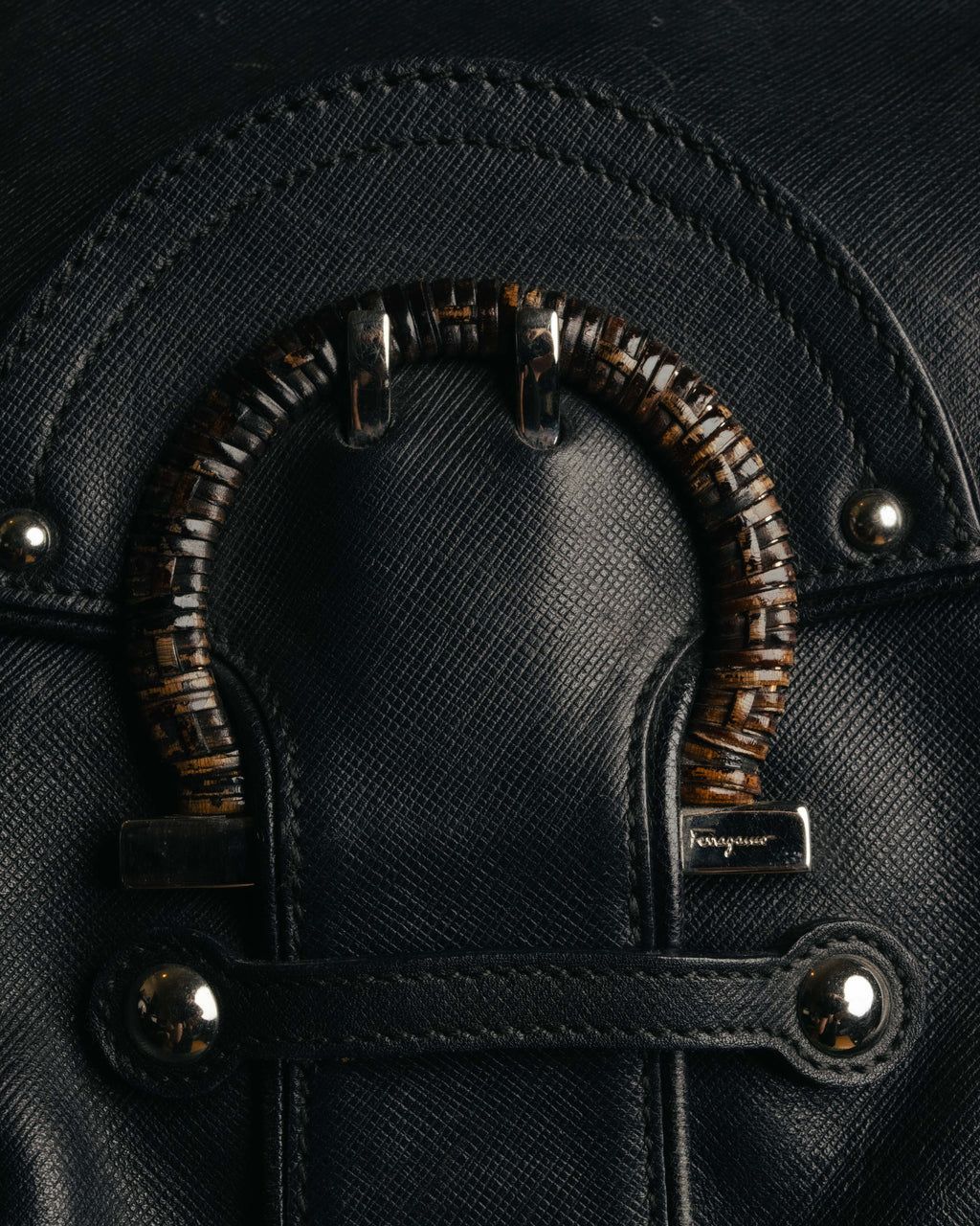“Salvatore Ferragamo“ 2000’s Wood Gancini leather shoulder bag