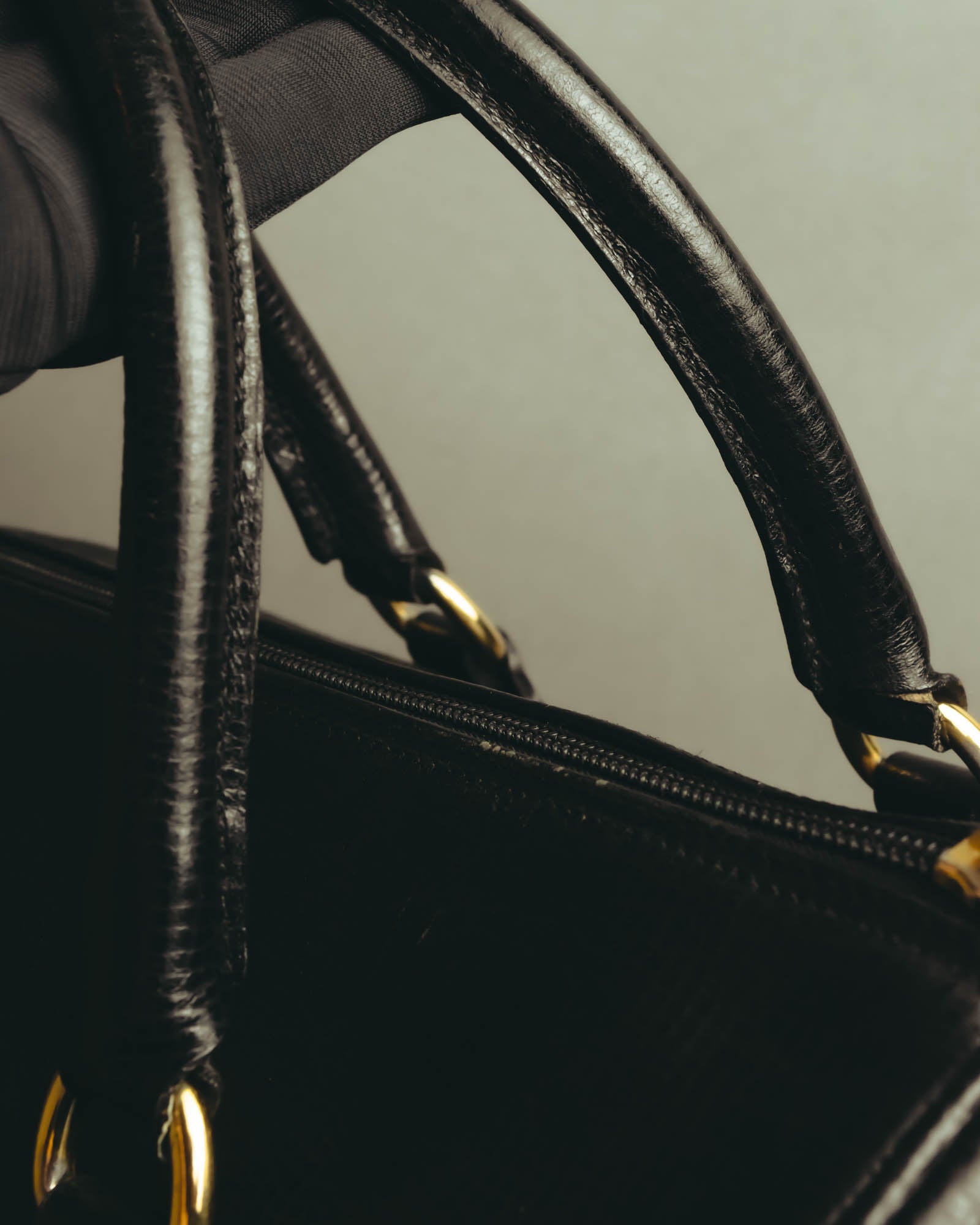 "Burberrys" 80's-90's Grained leather boston bag