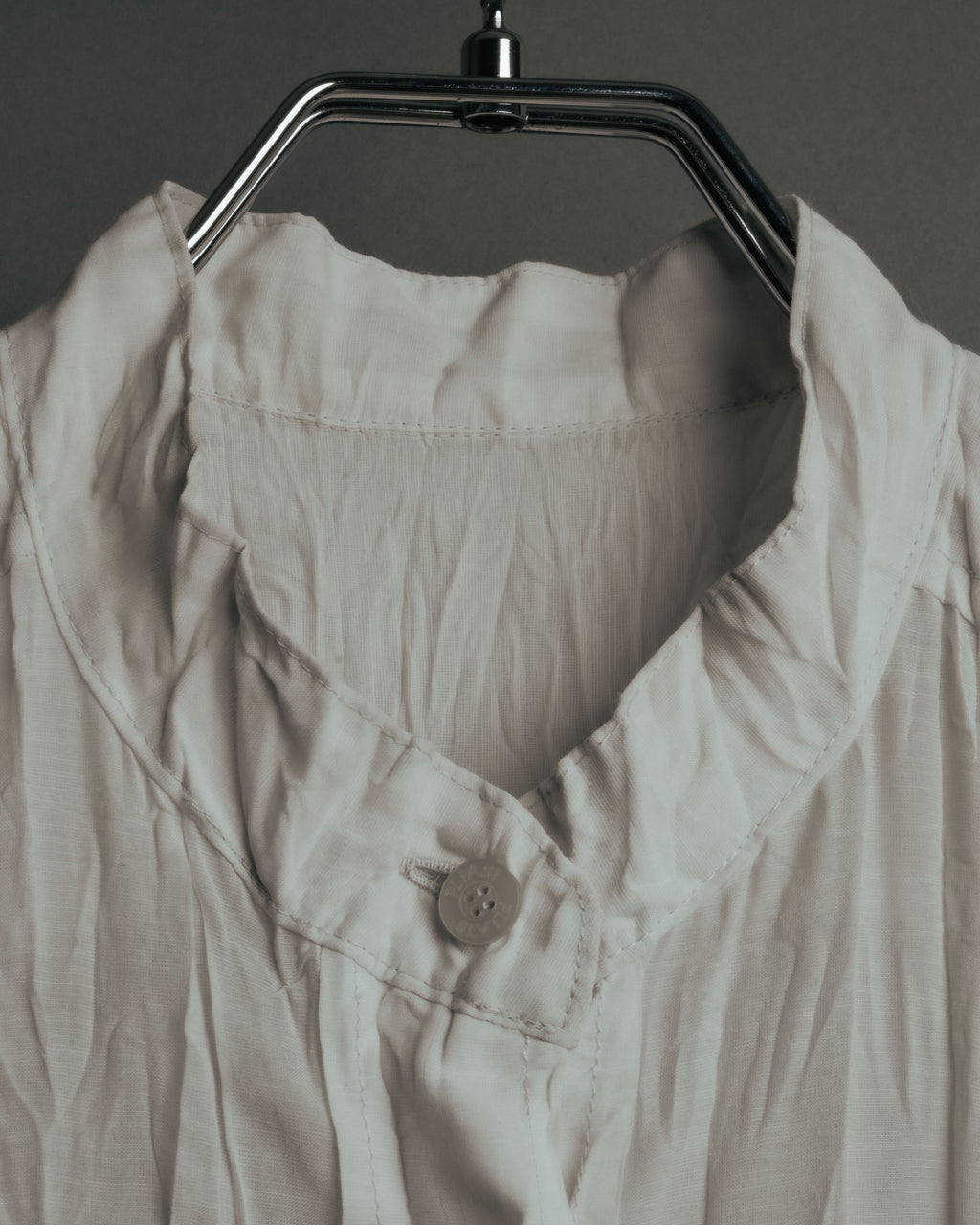 “PLEATS PLEASE ISSEY MIYAKE”
00’s-10’s Twisted pleat sleeveless shirt