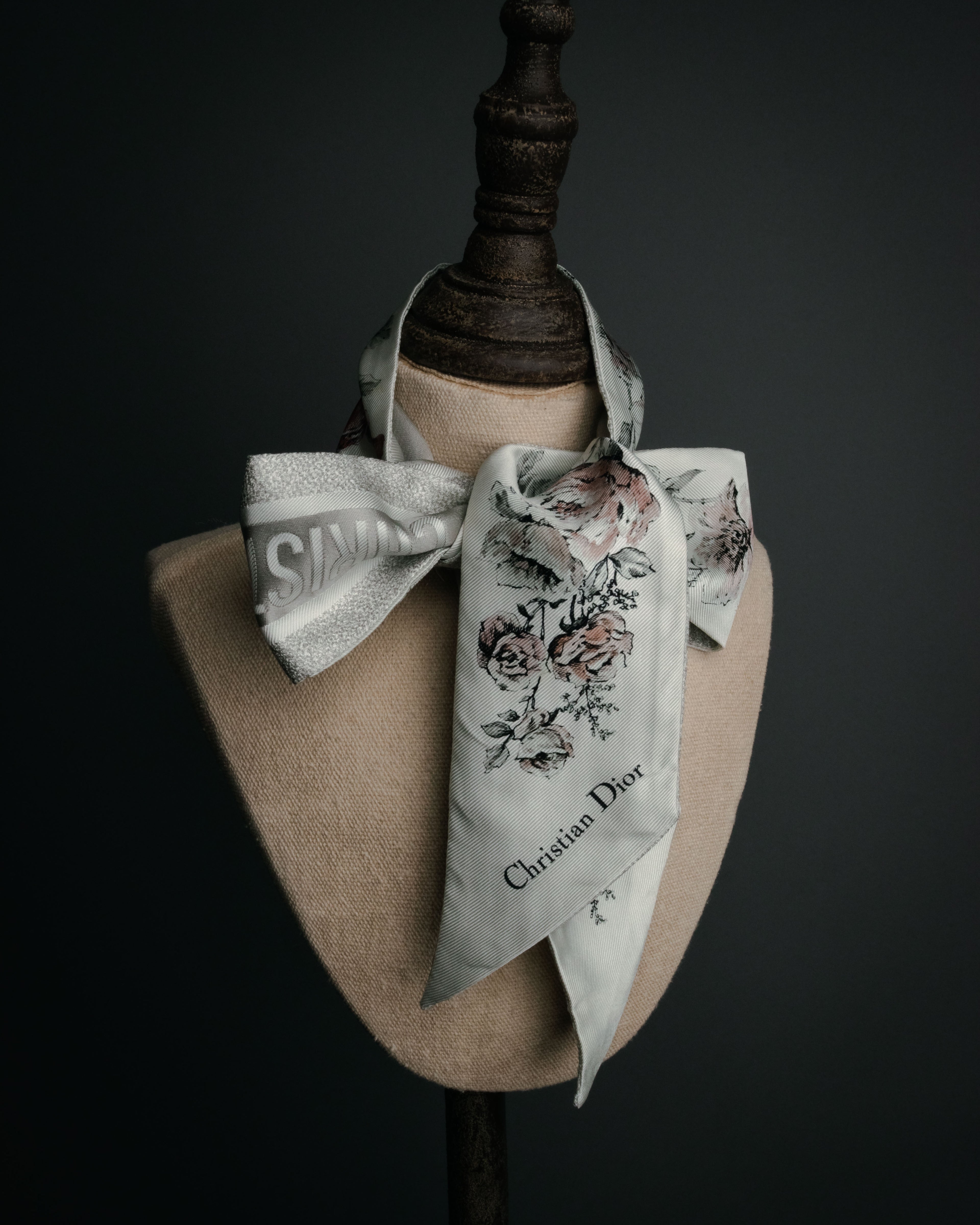 “Christian Dior“ 2018’s-2023’s Rose print silk mitzah scarf