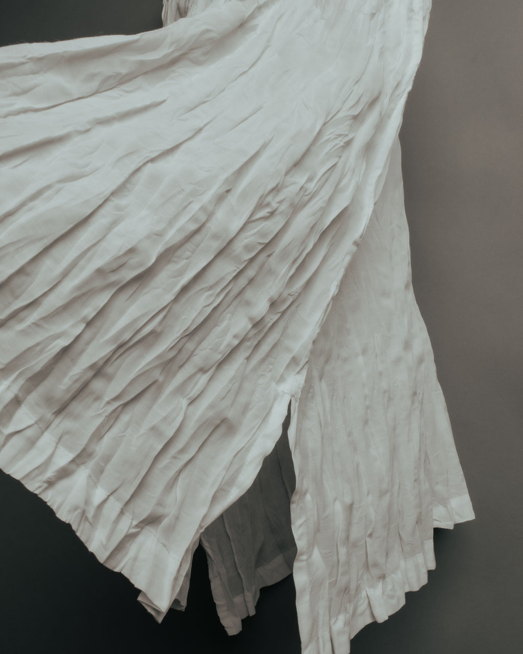 “PLEATS PLEASE ISSEY MIYAKE”
00’s-10’s Twisted pleat sleeveless shirt