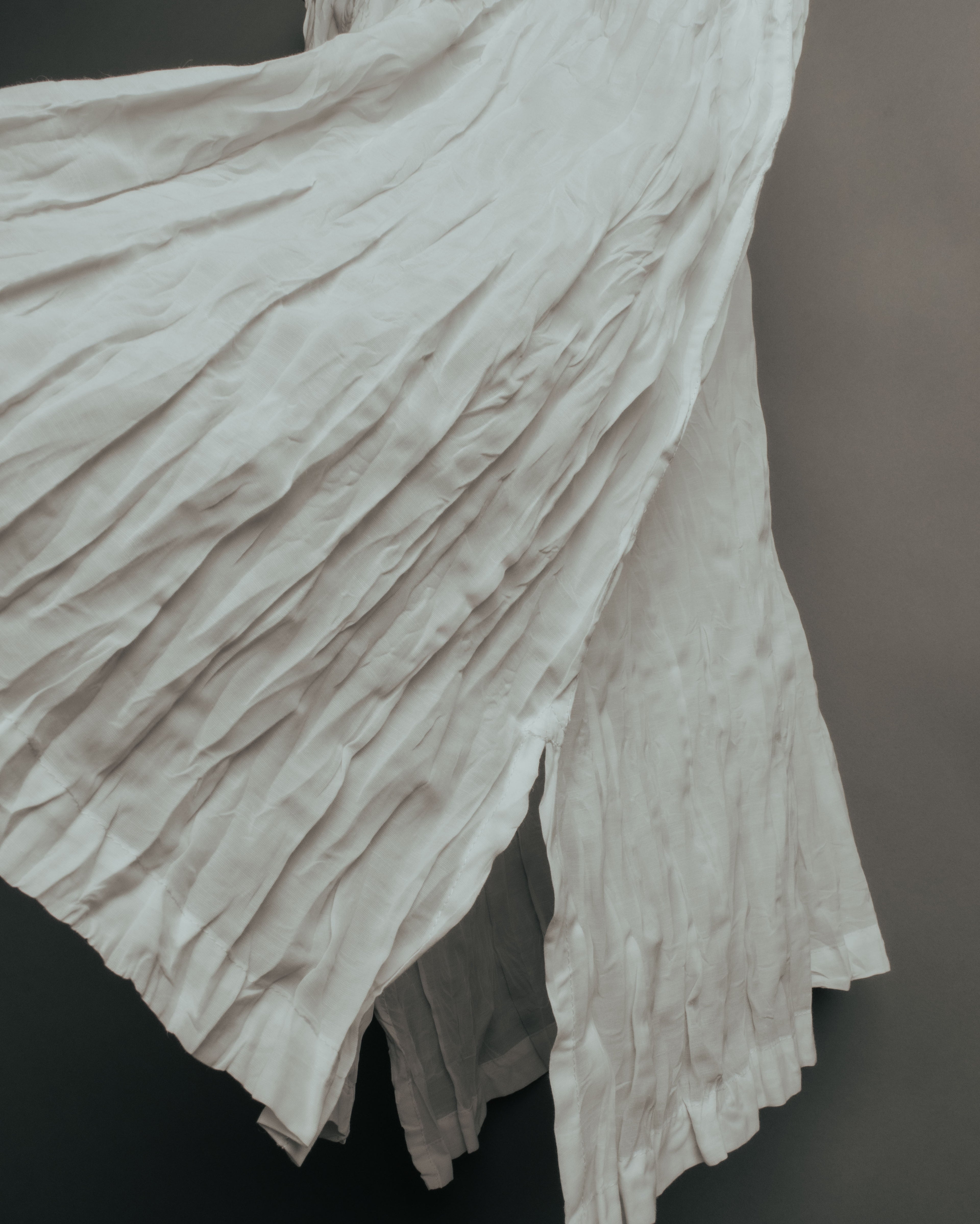 “PLEATS PLEASE ISSEY MIYAKE”
00’s-10’s Twisted pleat sleeveless shirt