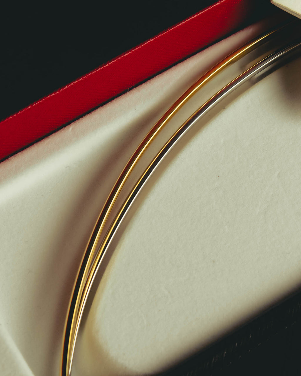 "Cartier" 90's-00's Sculptural leather clutch bag