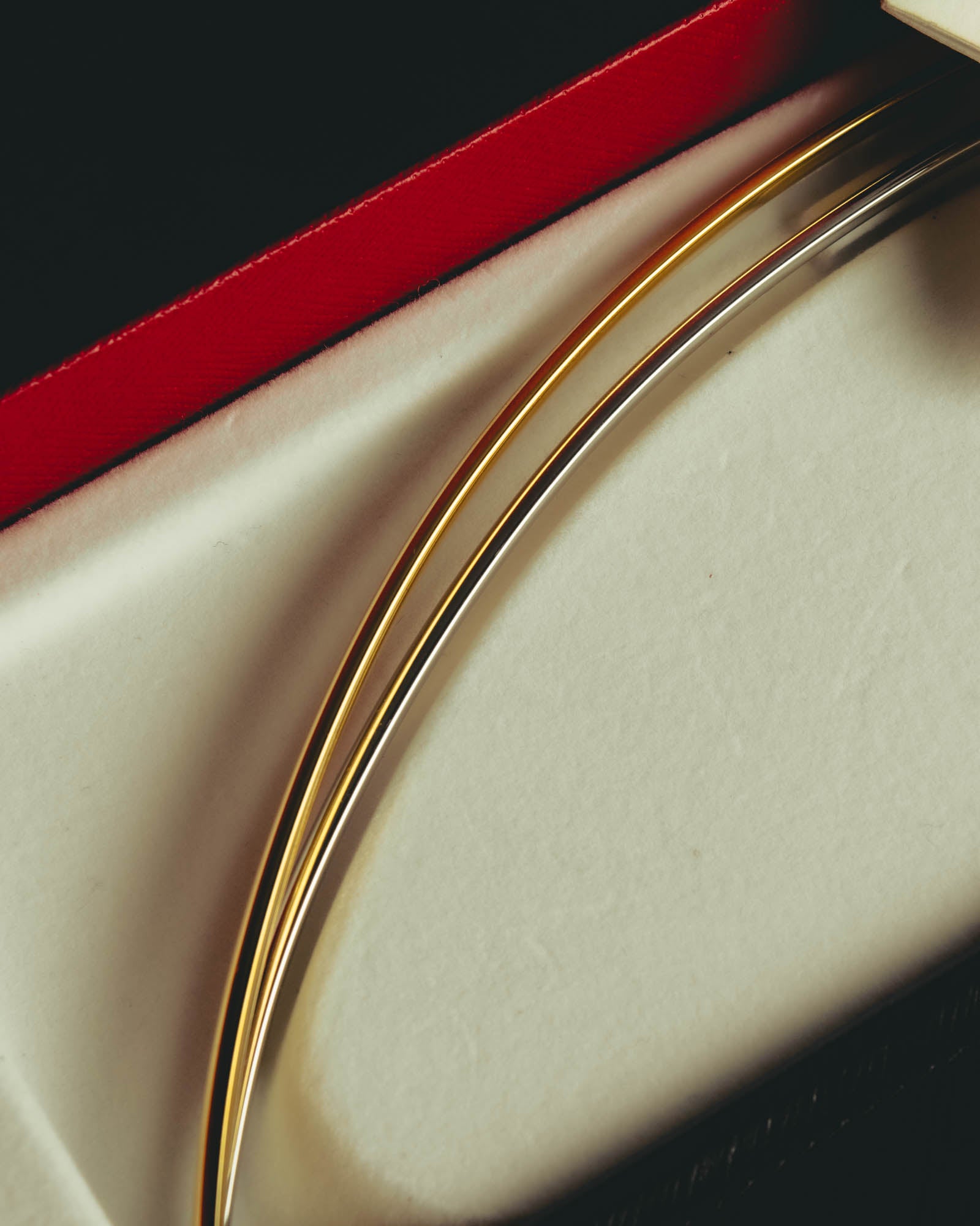 "Cartier" 90's-00's Sculptural leather clutch bag