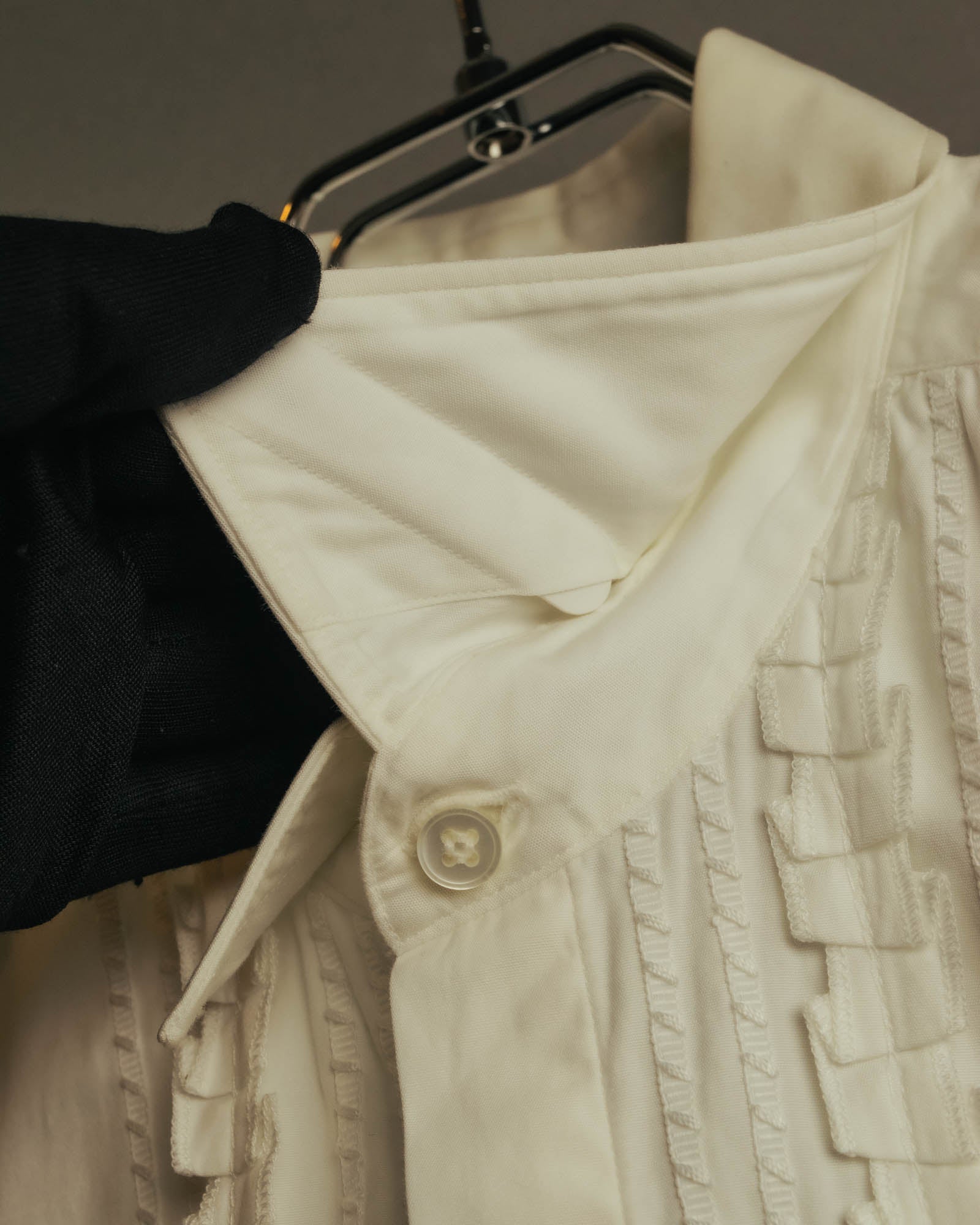 “FENDI” 2000’s Architectural trim dress shirt