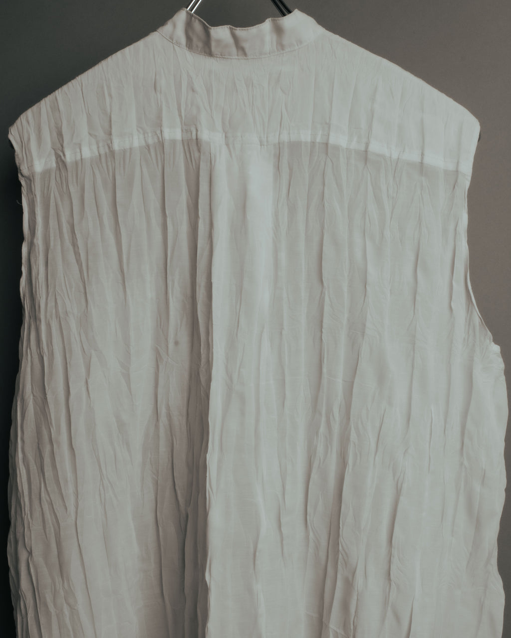 “PLEATS PLEASE ISSEY MIYAKE”
00’s-10’s Twisted pleat sleeveless shirt