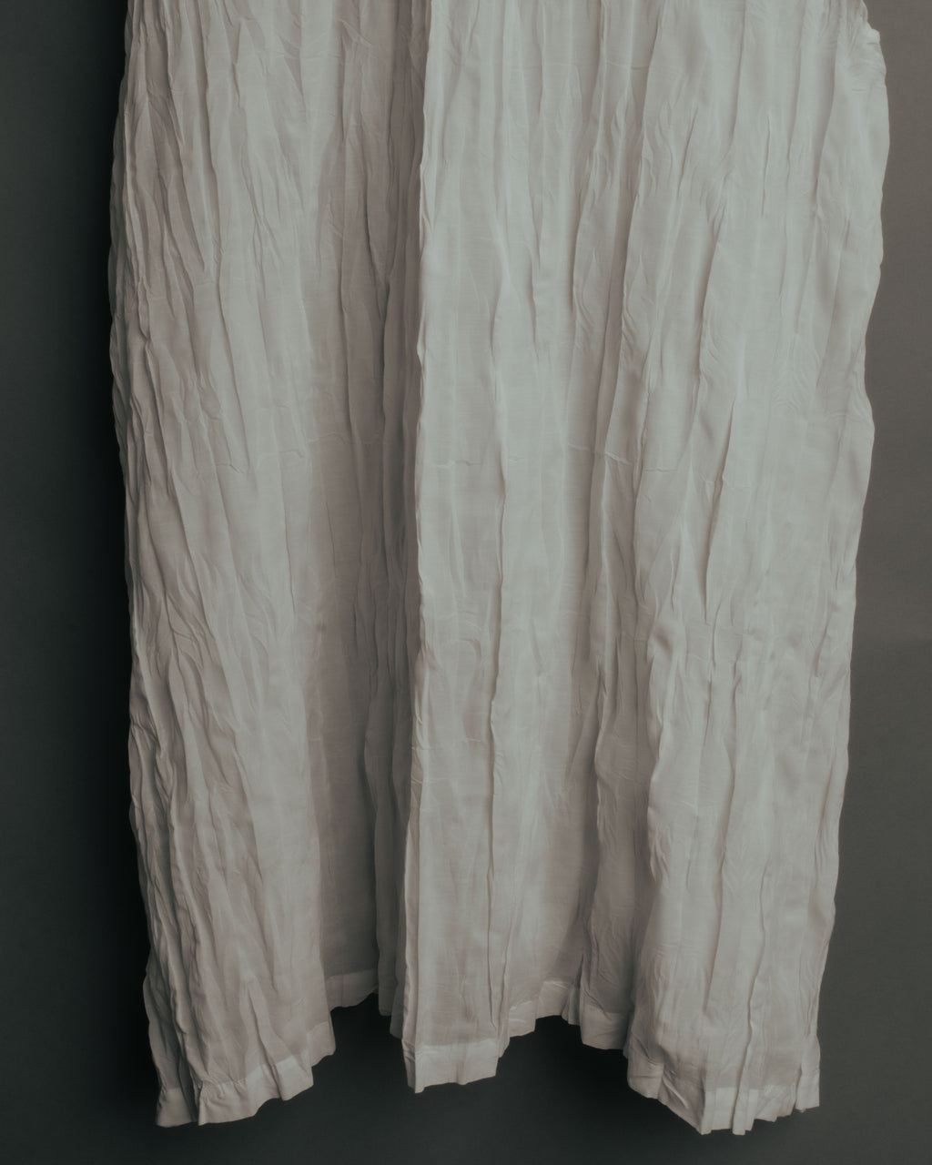 “PLEATS PLEASE ISSEY MIYAKE”
00’s-10’s Twisted pleat sleeveless shirt