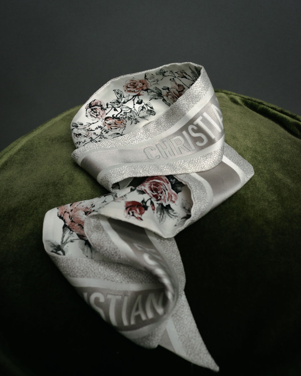 “Christian Dior“ 2018’s-2023’s Rose print silk mitzah scarf