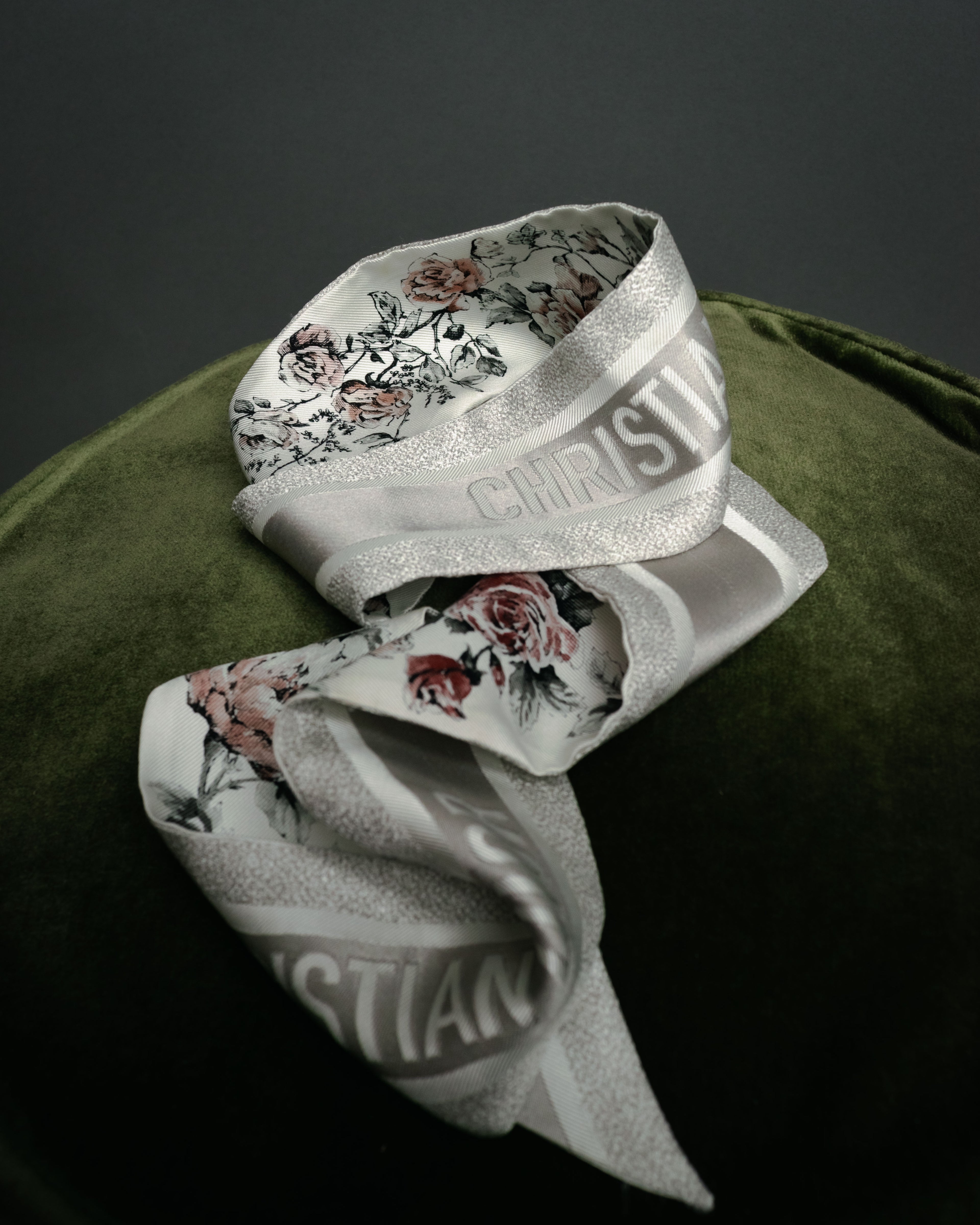 “Christian Dior“ 2018’s-2023’s Rose print silk mitzah scarf