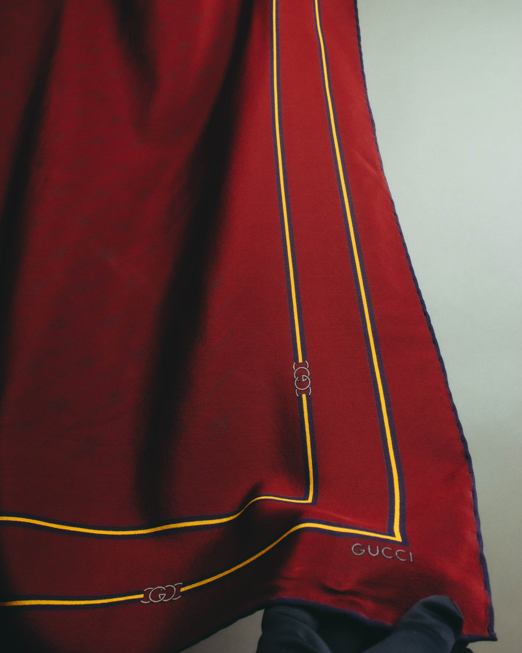 "GUCCI" 80's-90's Classic burgundy silk scarf