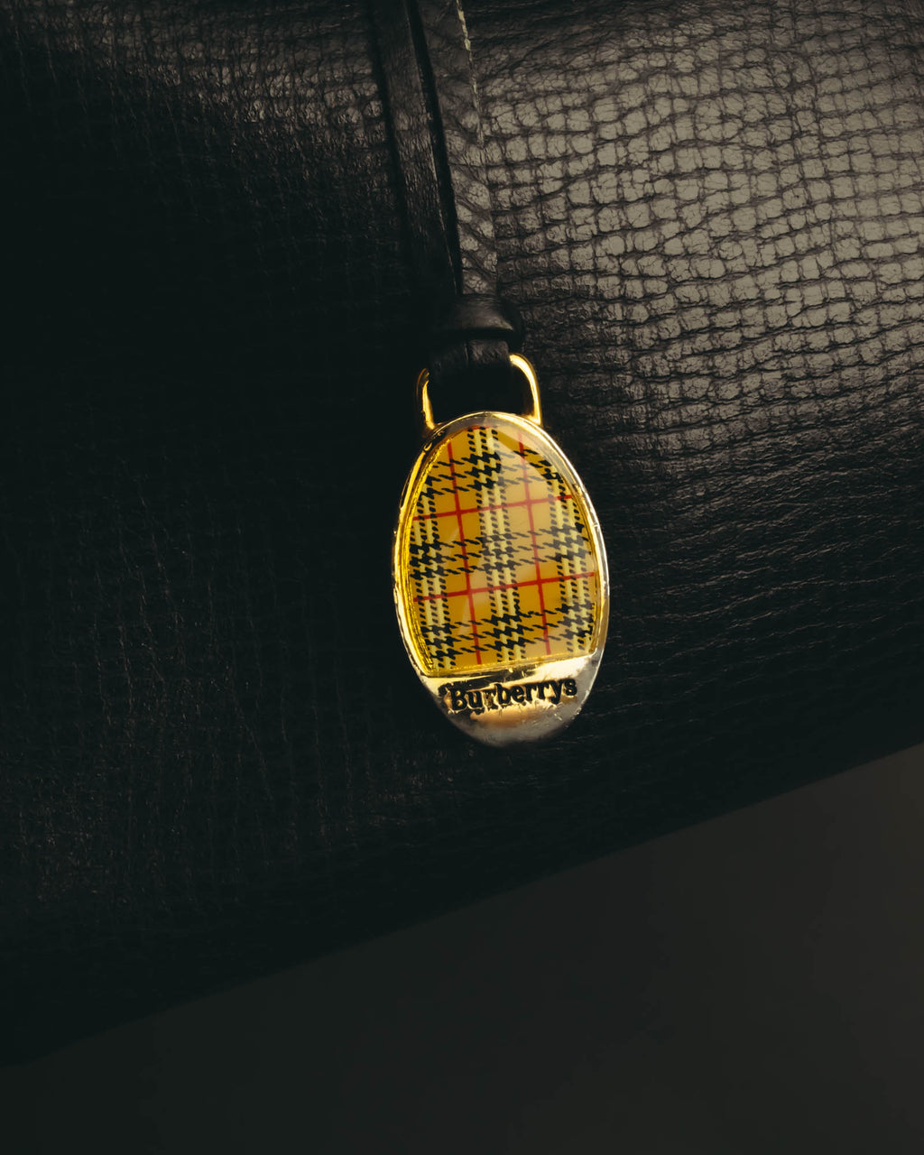 "Burberrys" 80's-90's Grained leather boston bag