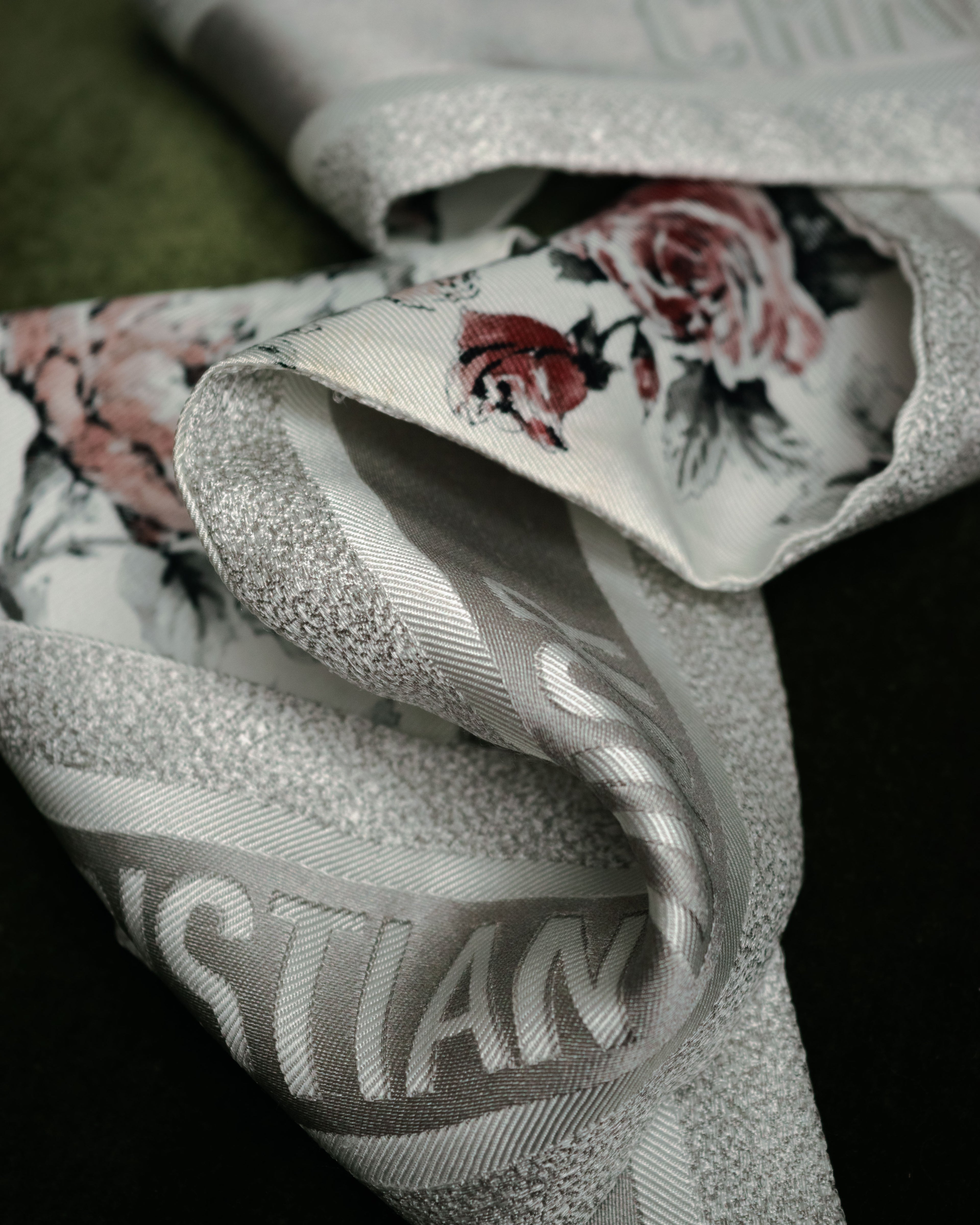 “Christian Dior“ 2018’s-2023’s Rose print silk mitzah scarf