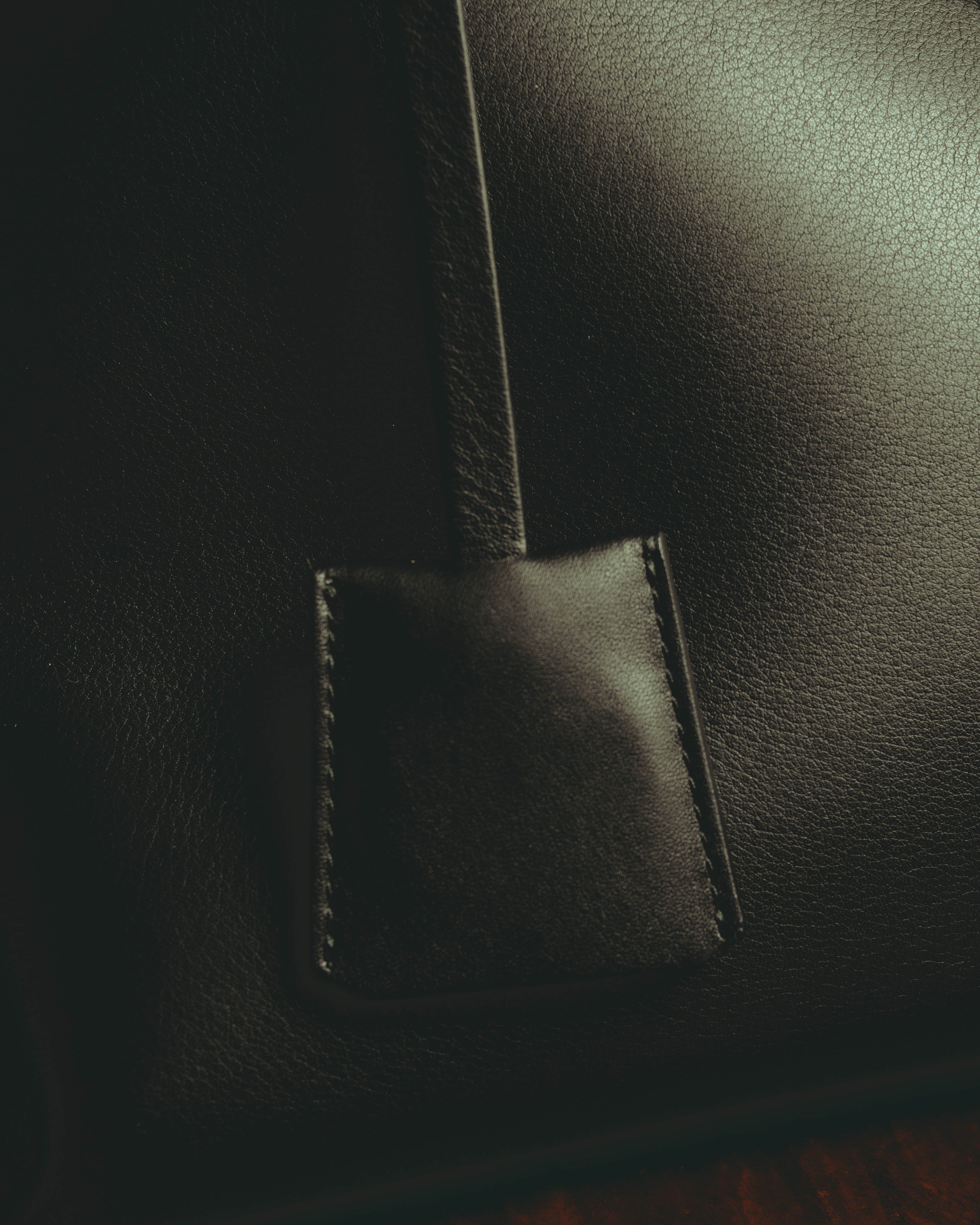 –SPECIAL– "Salvatore Ferragamo" 10's-20's Structured leather top-handle shoulder bag