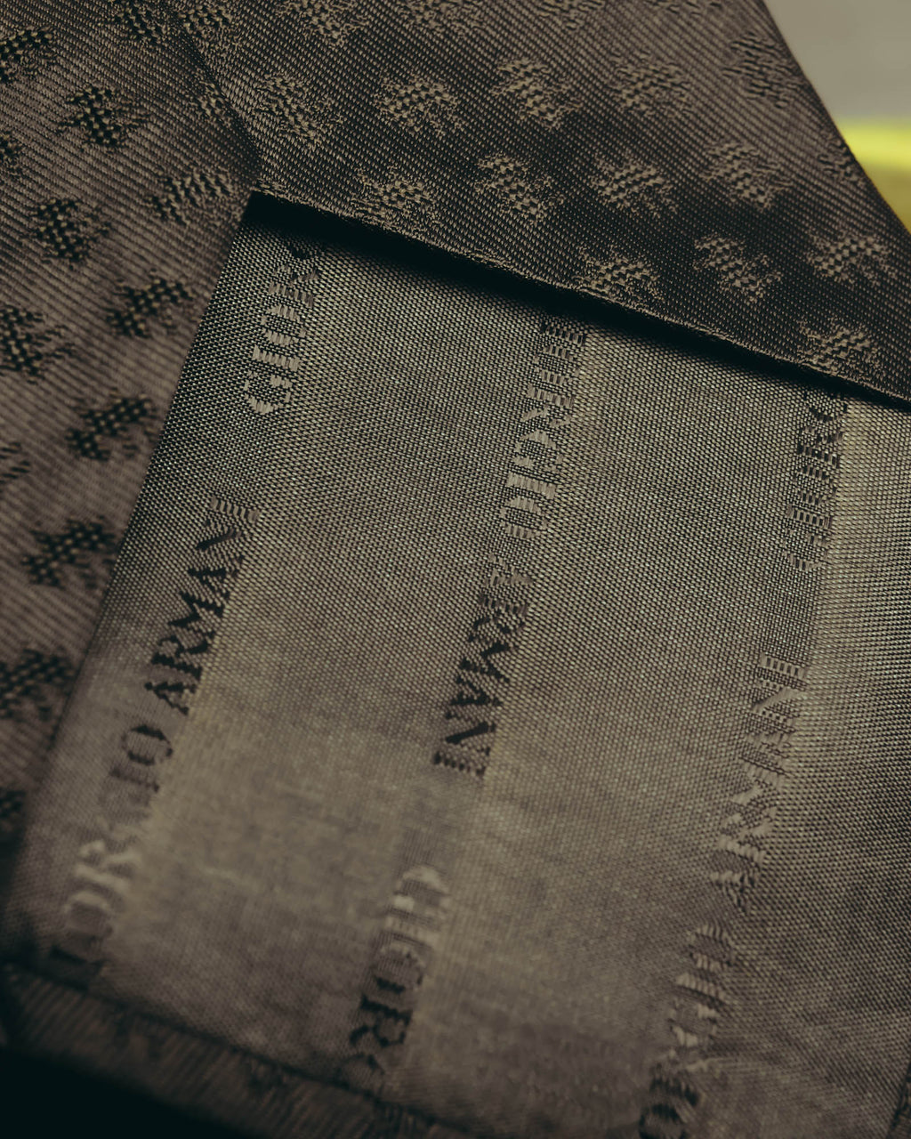 "GIORGIO ARMANI" 90's-00's Dark jacquard silk necktie
