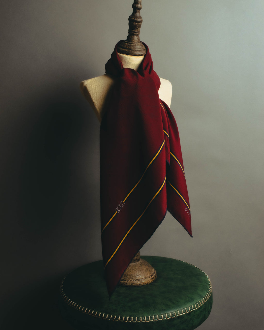 "GUCCI" 80's-90's Classic burgundy silk scarf