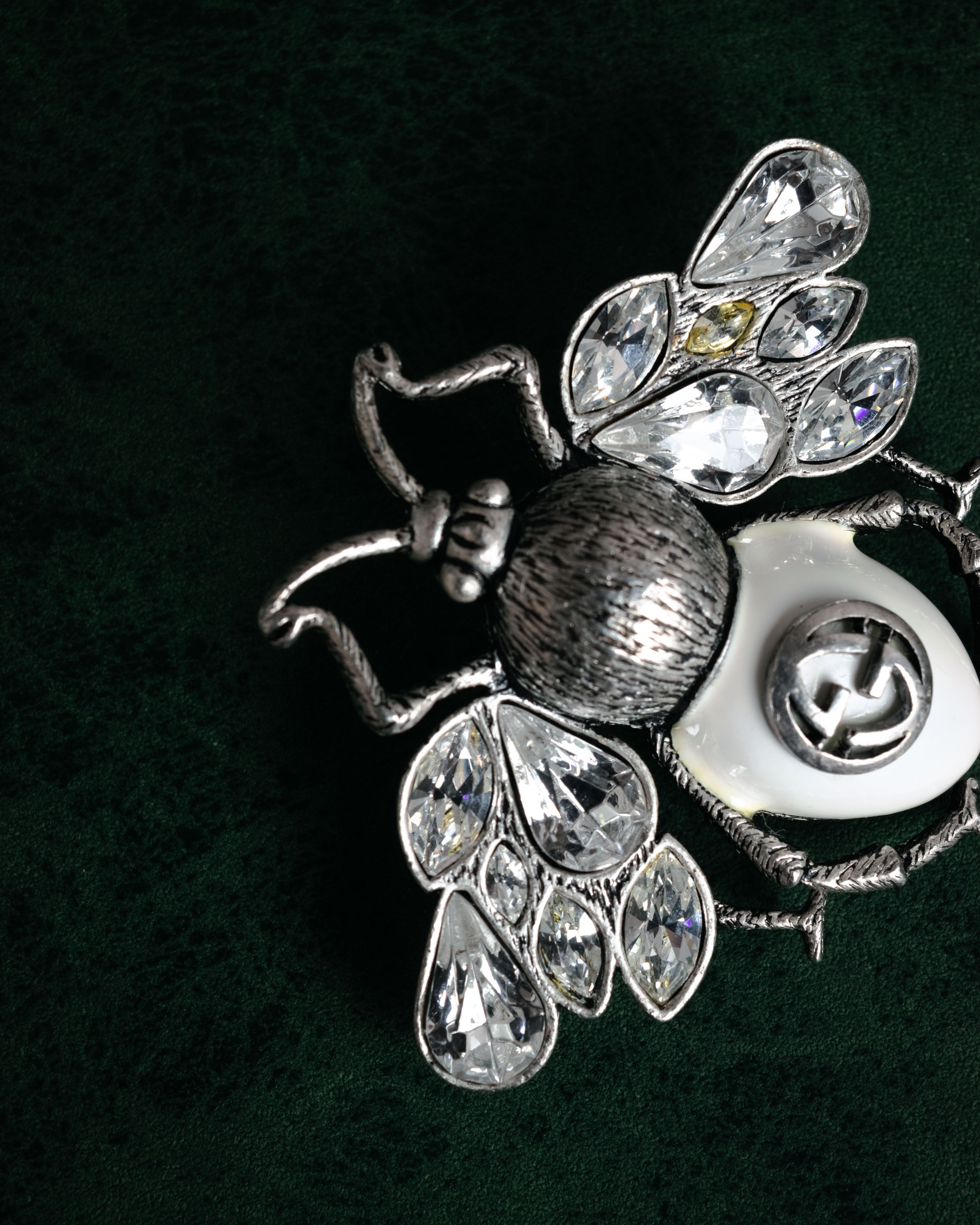 SPECIAL– “GUCCI” 2017- crystal bee brooch – MOOD
