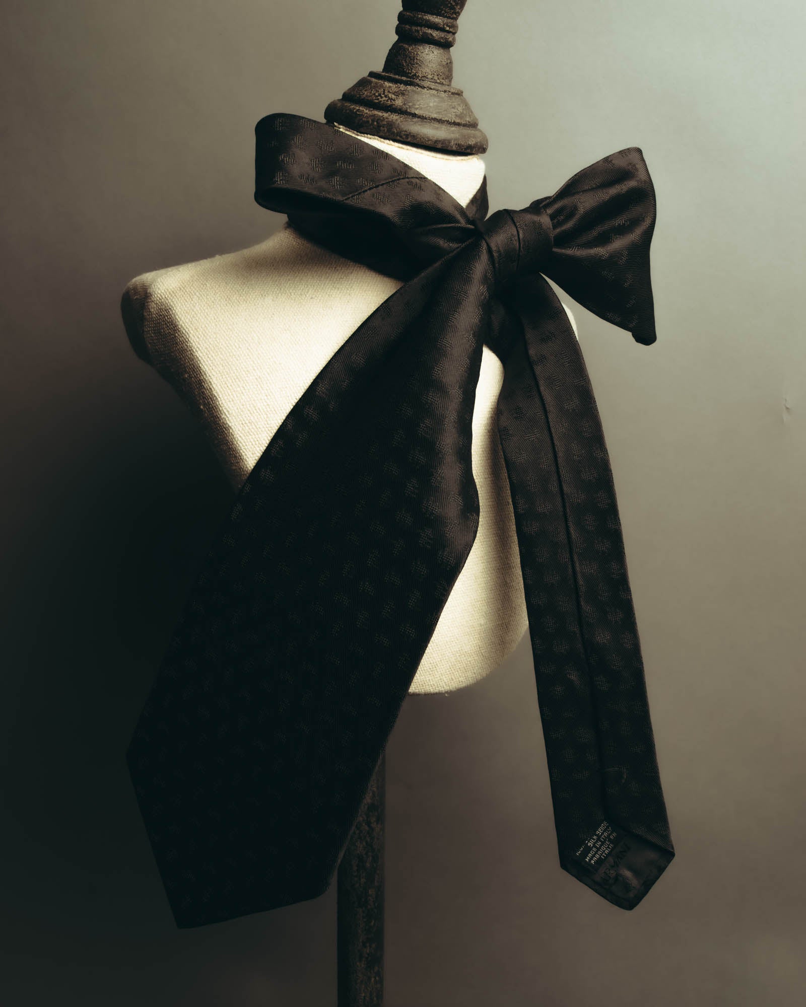 "GIORGIO ARMANI" 90's-00's Dark jacquard silk necktie