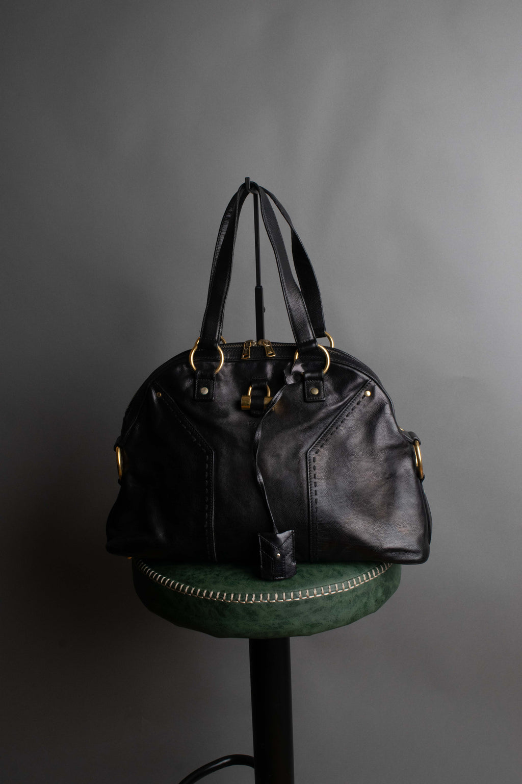 “Yves Saint Laurent” 2005-2010 Muse leather handbag