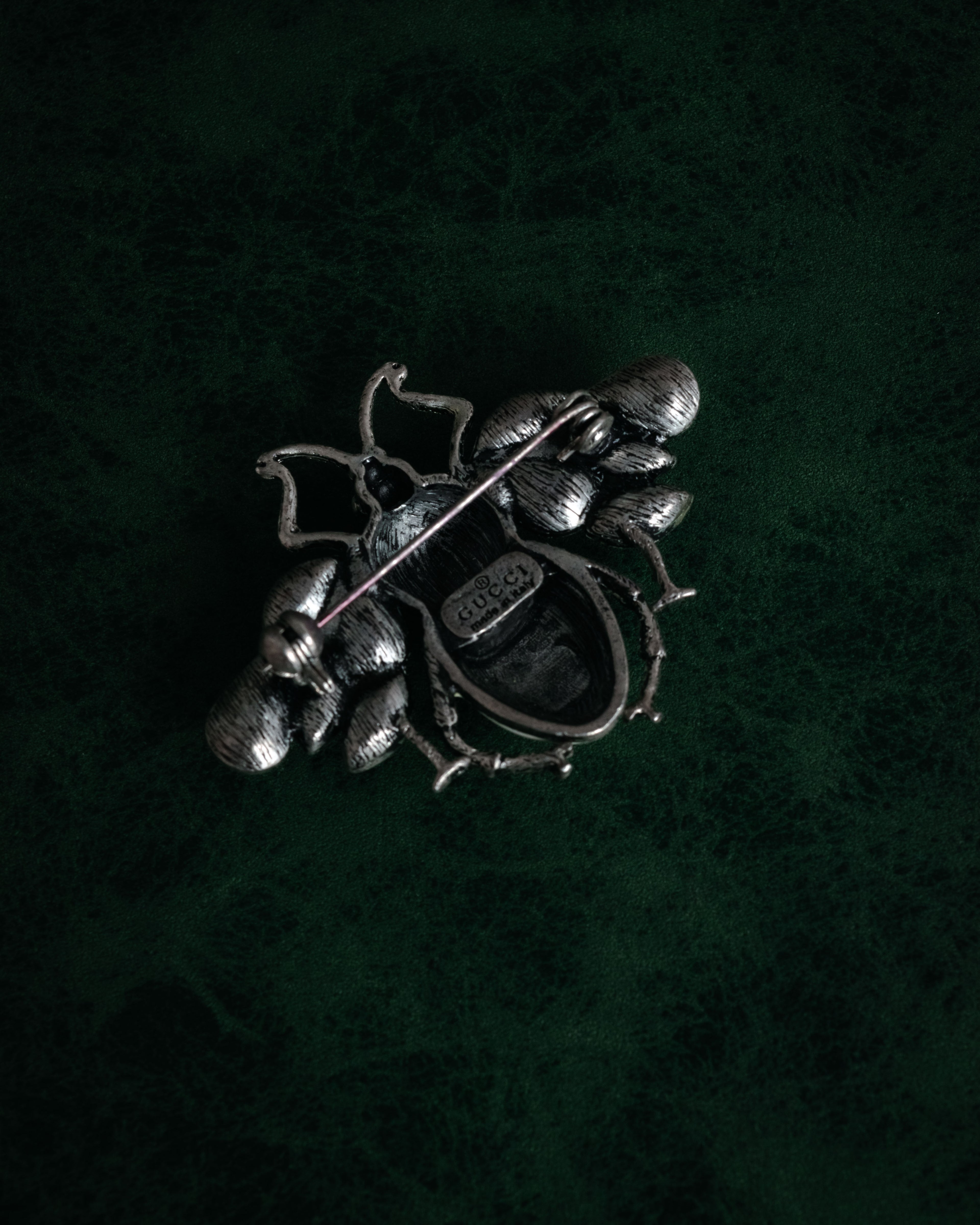 –SPECIAL– “GUCCI” 2017- crystal bee brooch