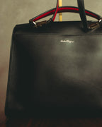 –SPECIAL– "Salvatore Ferragamo" 10's-20's Structured leather top-handle shoulder bag