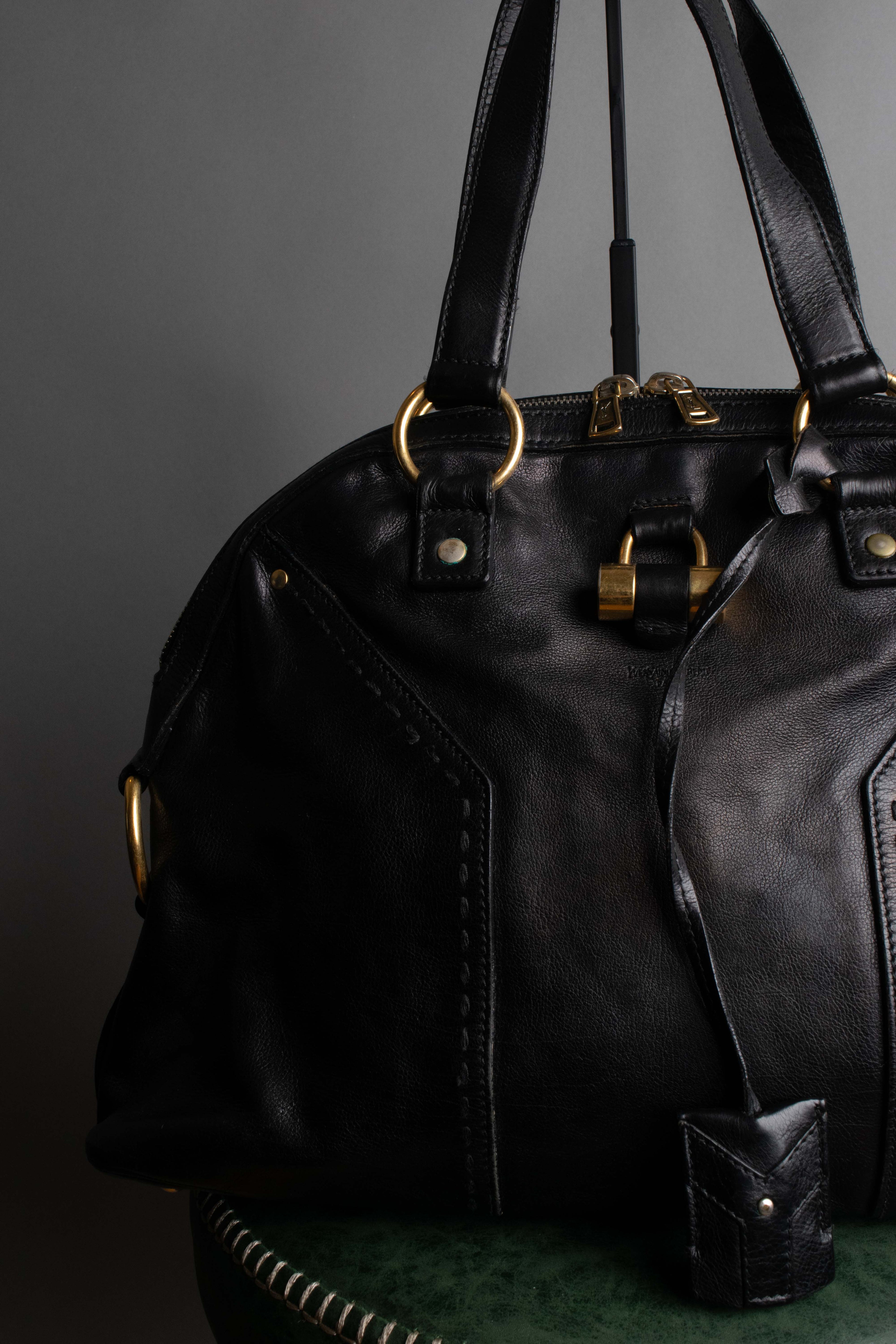 “Yves Saint Laurent” 2005-2010 Muse leather handbag