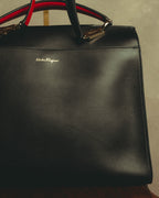 –SPECIAL– "Salvatore Ferragamo" 10's-20's Structured leather top-handle shoulder bag