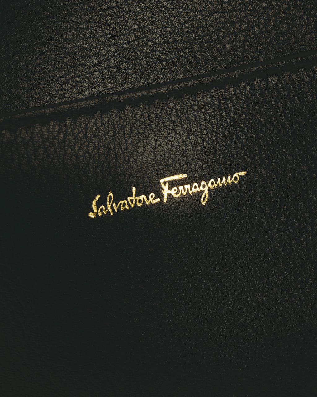 –SPECIAL– "Salvatore Ferragamo" 10's-20's Structured leather top-handle shoulder bag