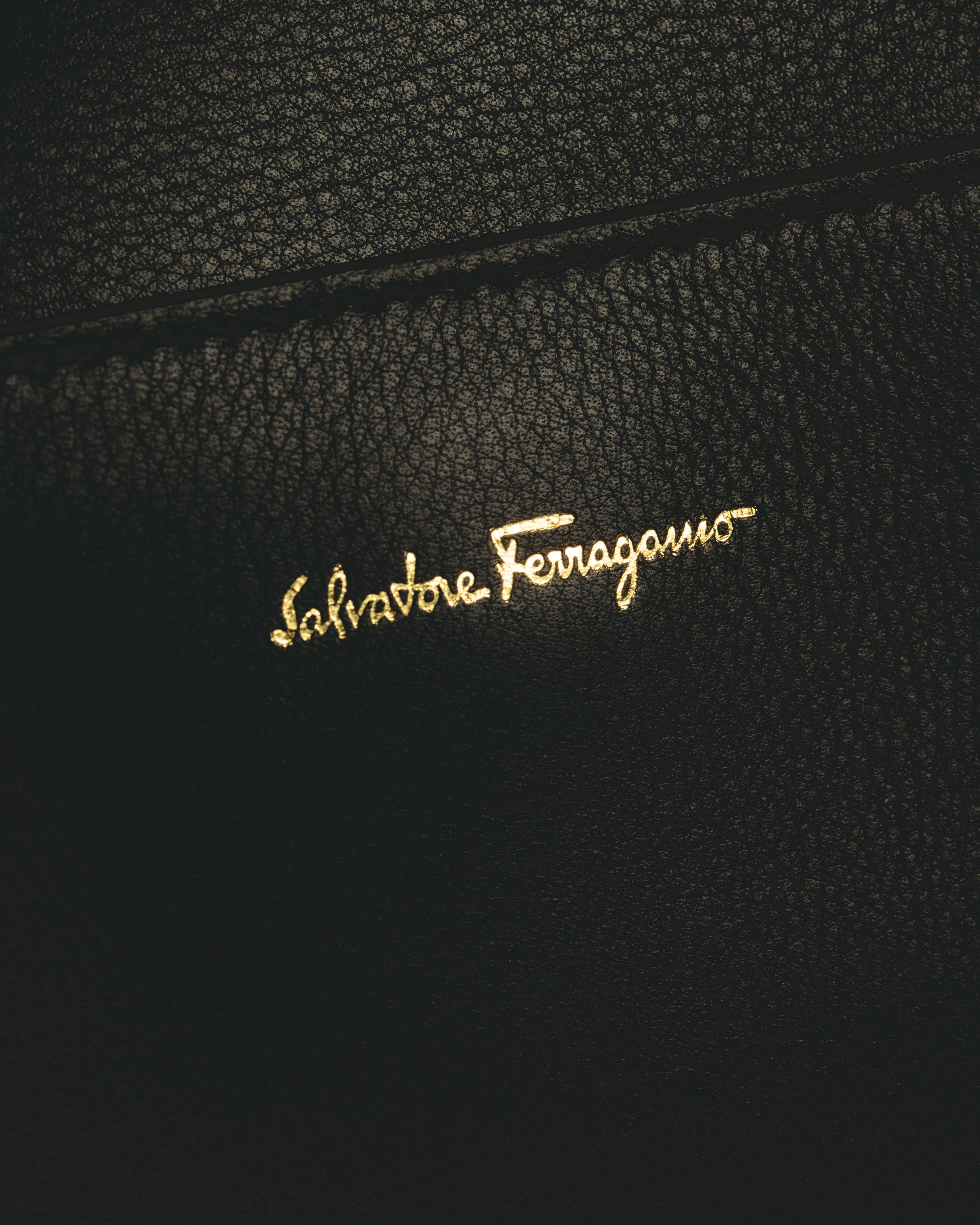 –SPECIAL– "Salvatore Ferragamo" 10's-20's Structured leather top-handle shoulder bag