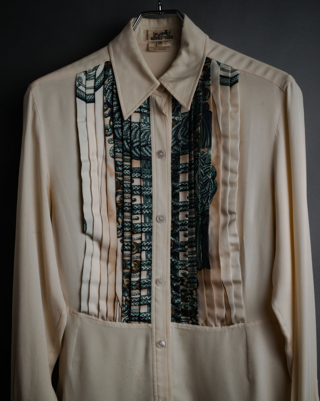 -SPECIAL- “HERMÈS” 80’s scarf panel silk shirt