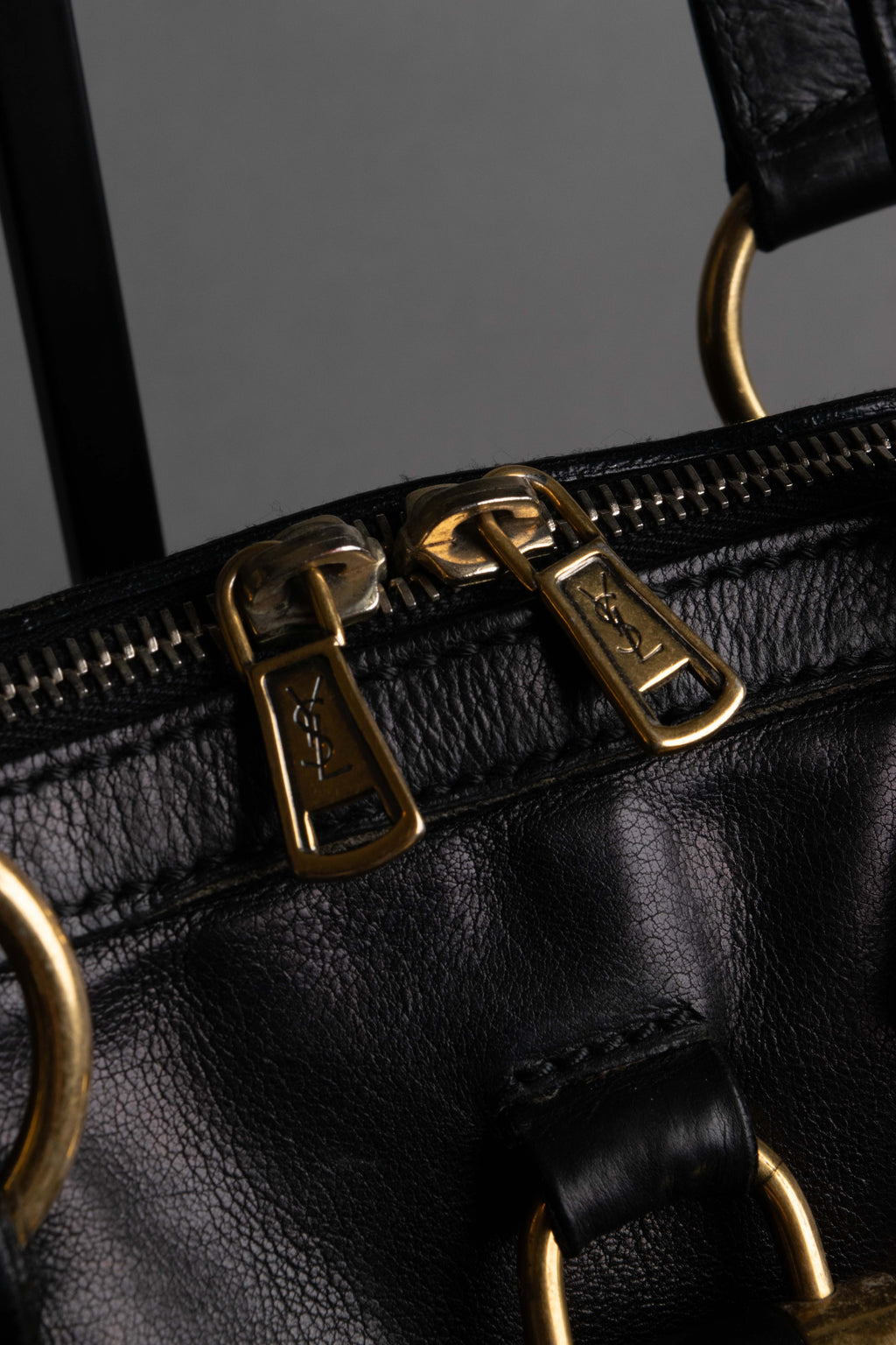 “Yves Saint Laurent” 2005-2010 Muse leather handbag