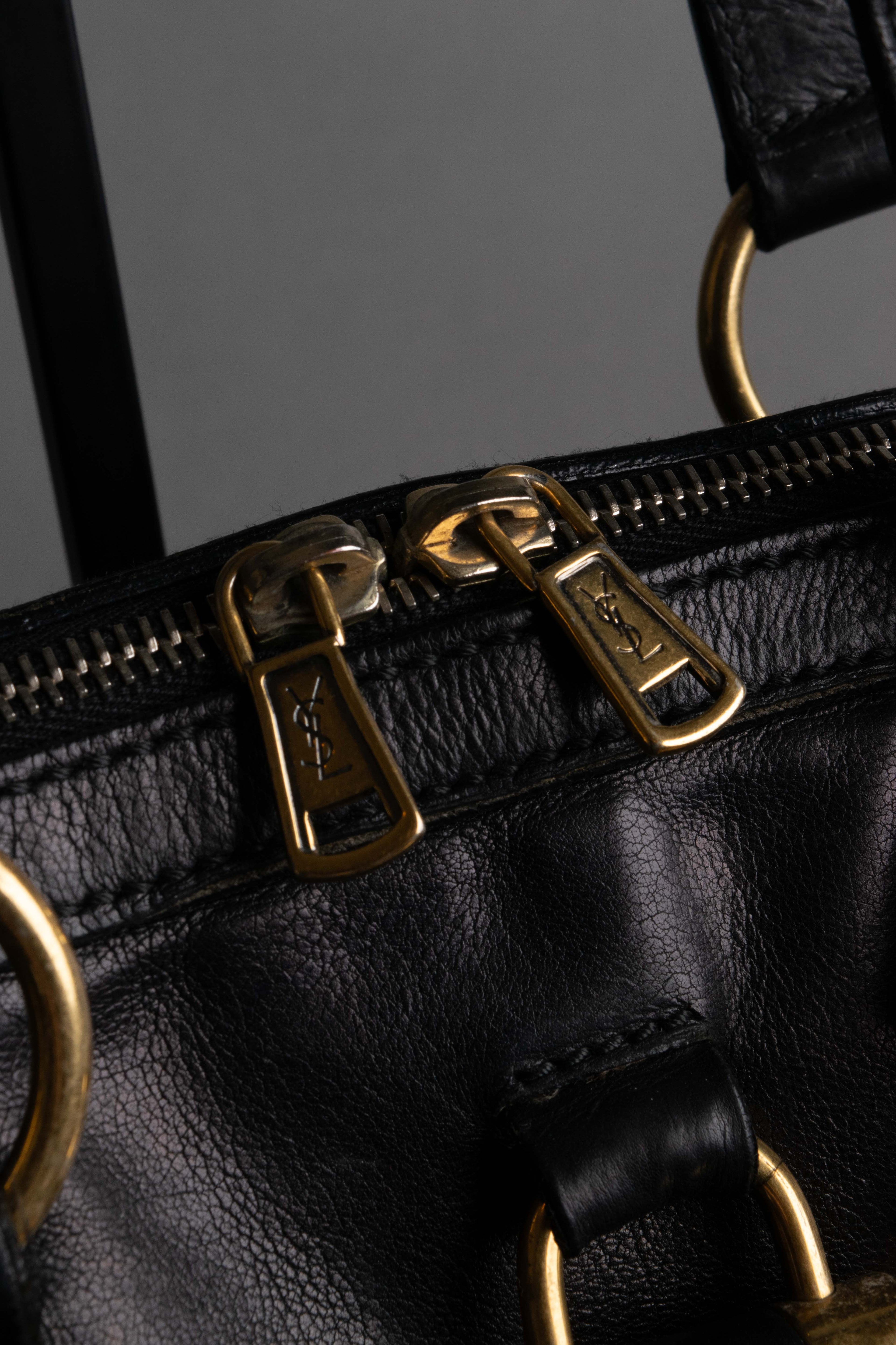 “Yves Saint Laurent” 2005-2010 Muse leather handbag