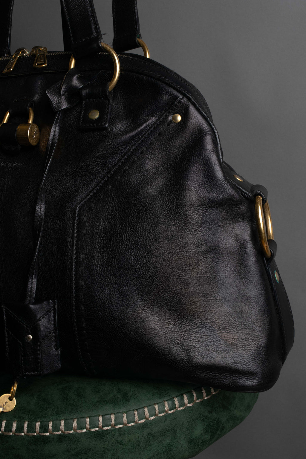 “Yves Saint Laurent” 2005-2010 Muse leather handbag