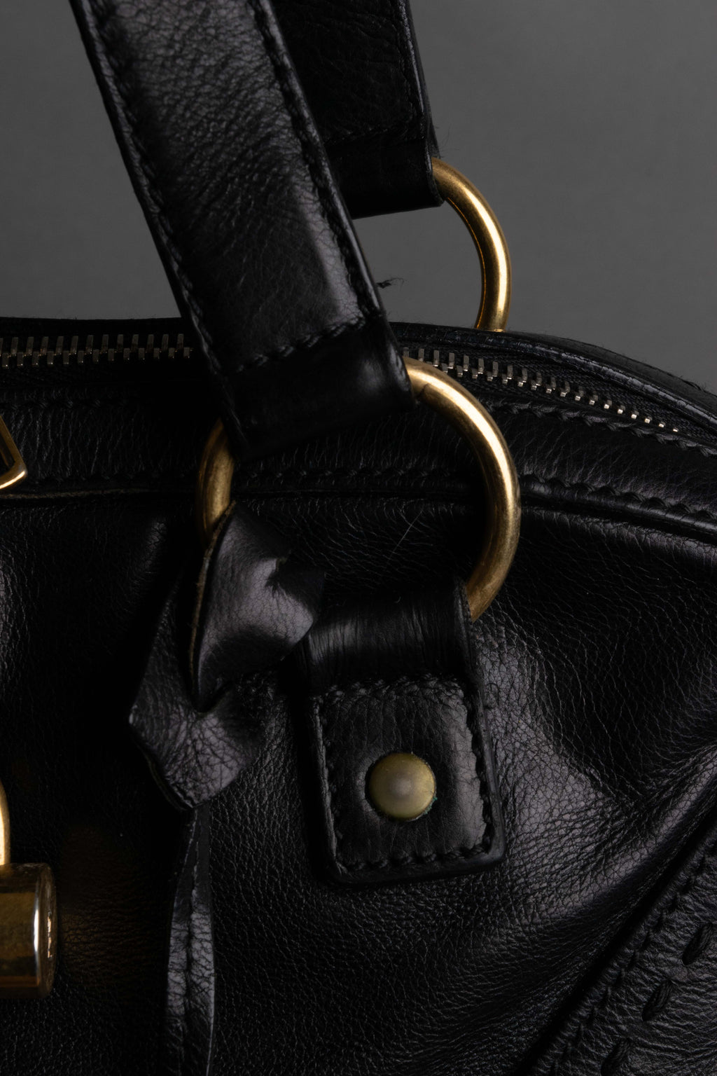 “Yves Saint Laurent” 2005-2010 Muse leather handbag