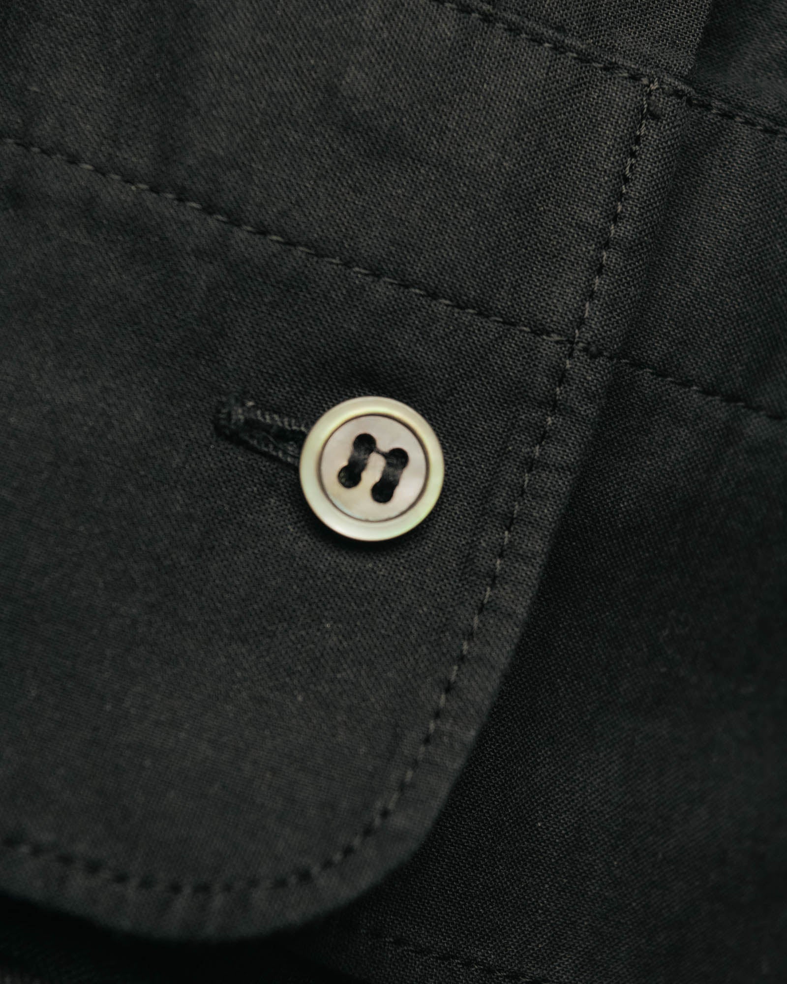 “tricot COMME des GARÇONS” 2020 Floral embroidery stand collar shirt