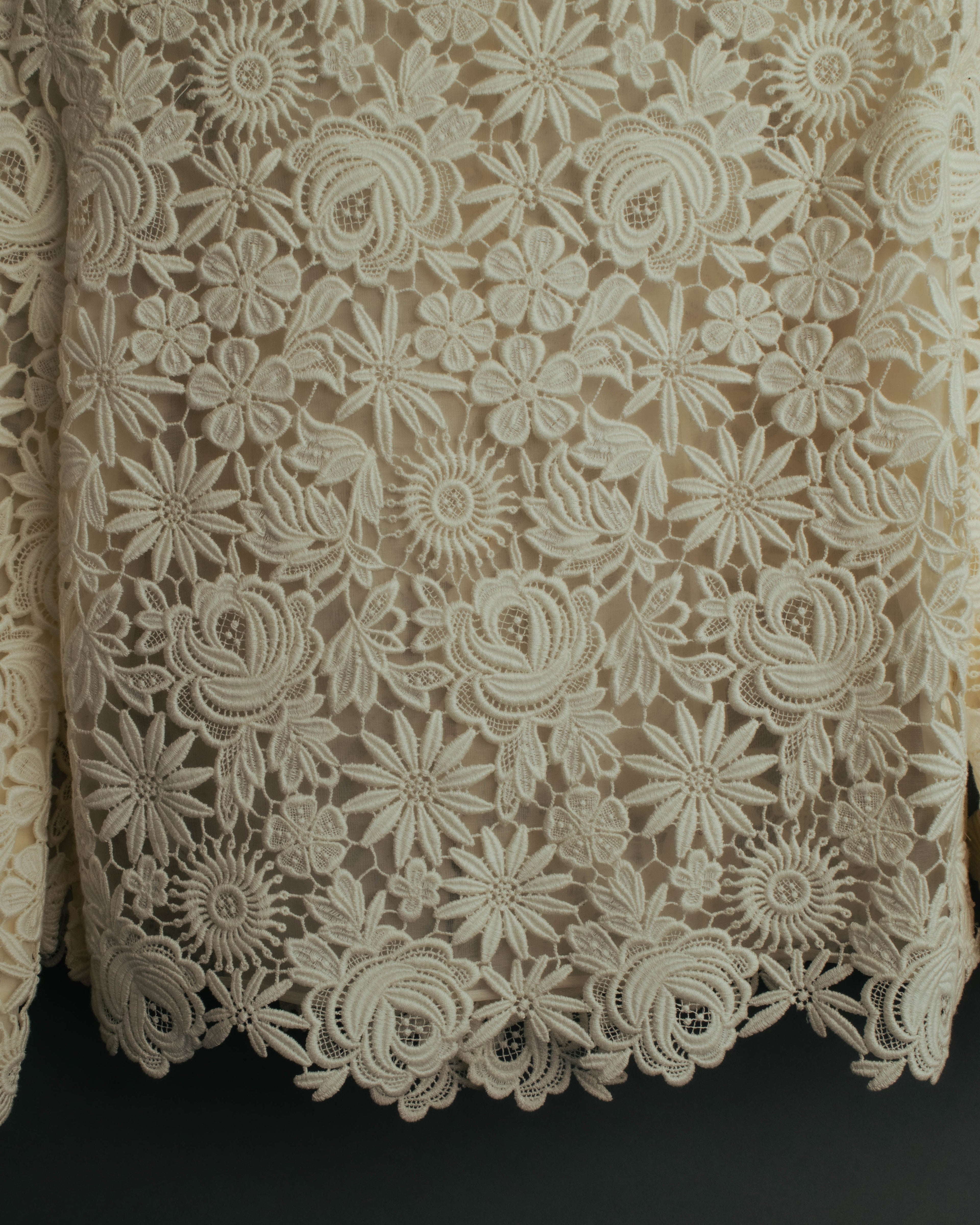 "VALENTINO" 2010's Cropped floral lace jacket