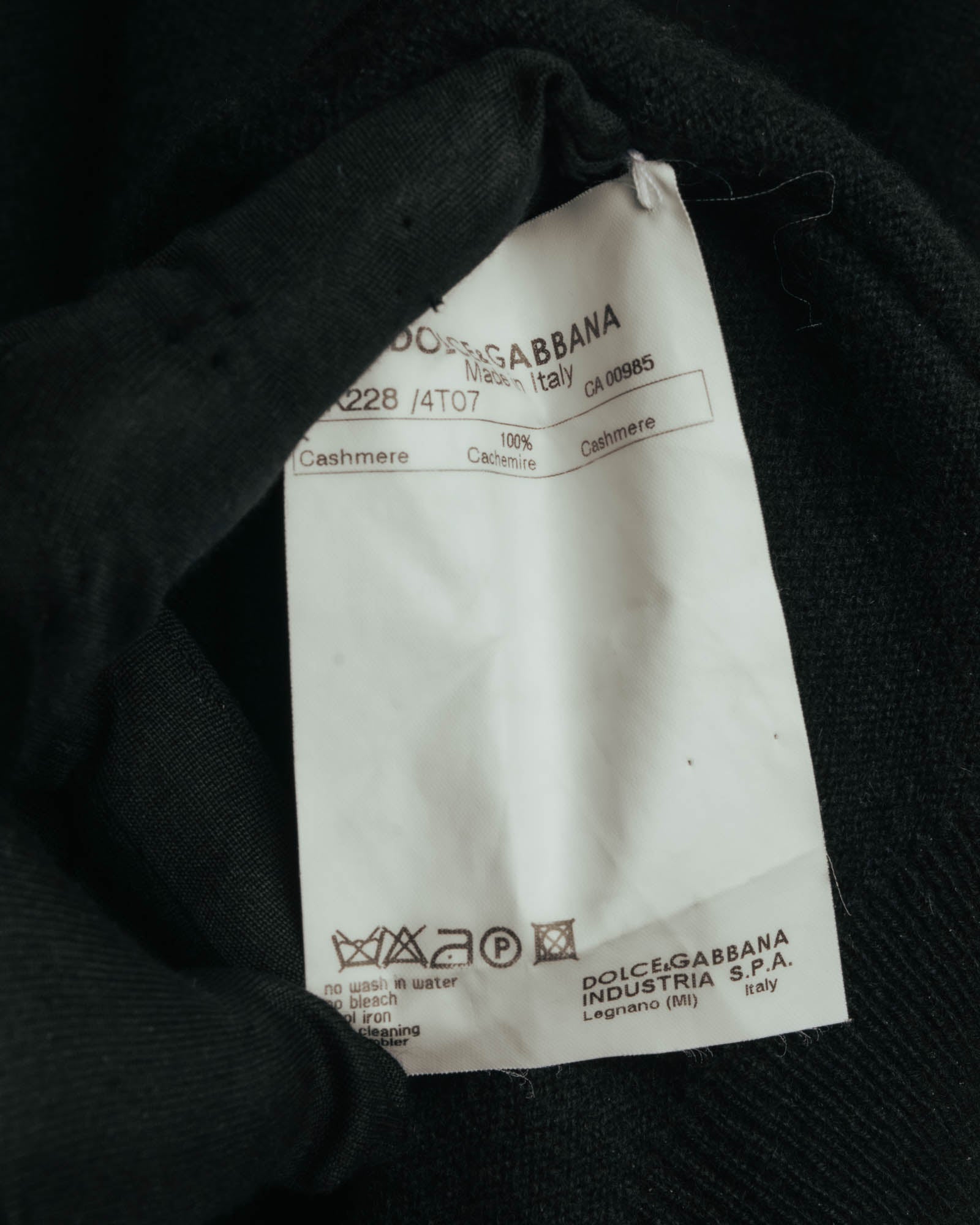 "DOLCE & GABBANA" 00's-10's Soft cashmere v-neck sweater